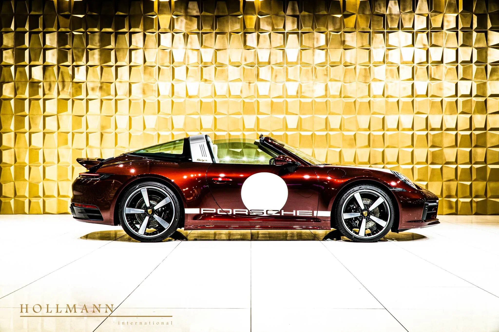 2020 Porsche 911 Targa 4S Heritage Design Edition for sale, exterior, Cherrymetallic