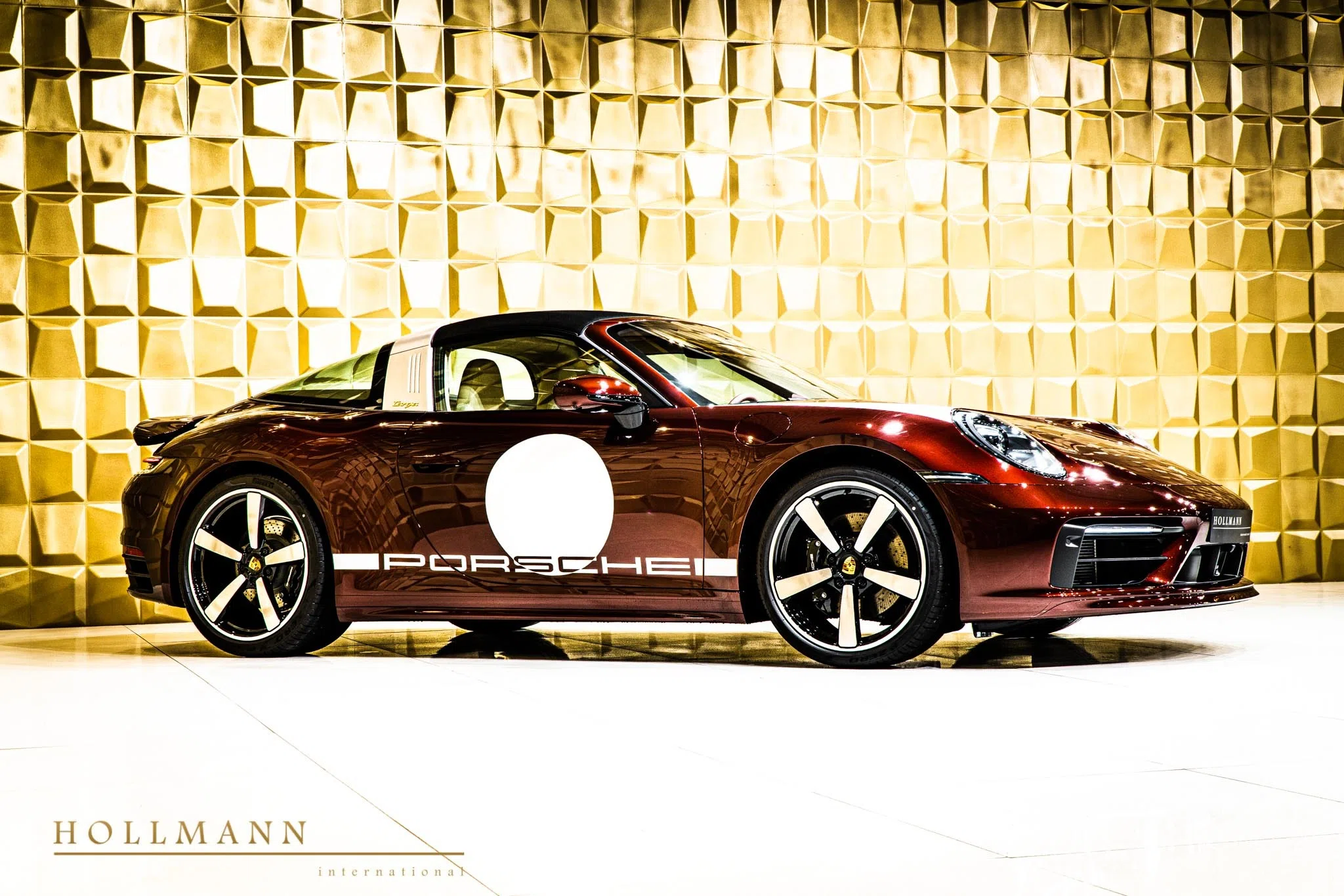 2020 Porsche 911 Targa 4S Heritage Design Edition for sale, exterior, Cherrymetallic