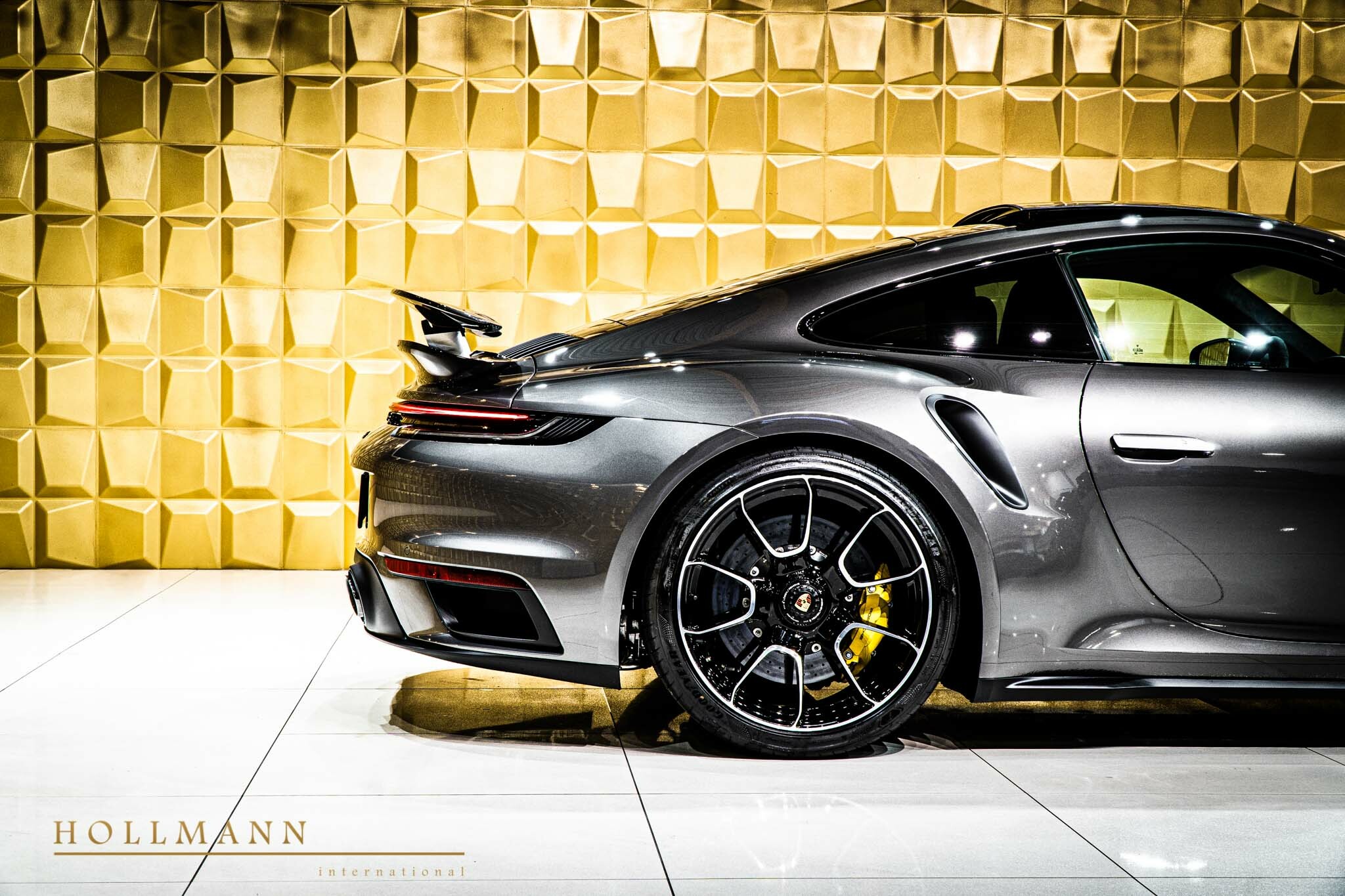 2020 Porsche 911 Turbo S Coupe, 6/20