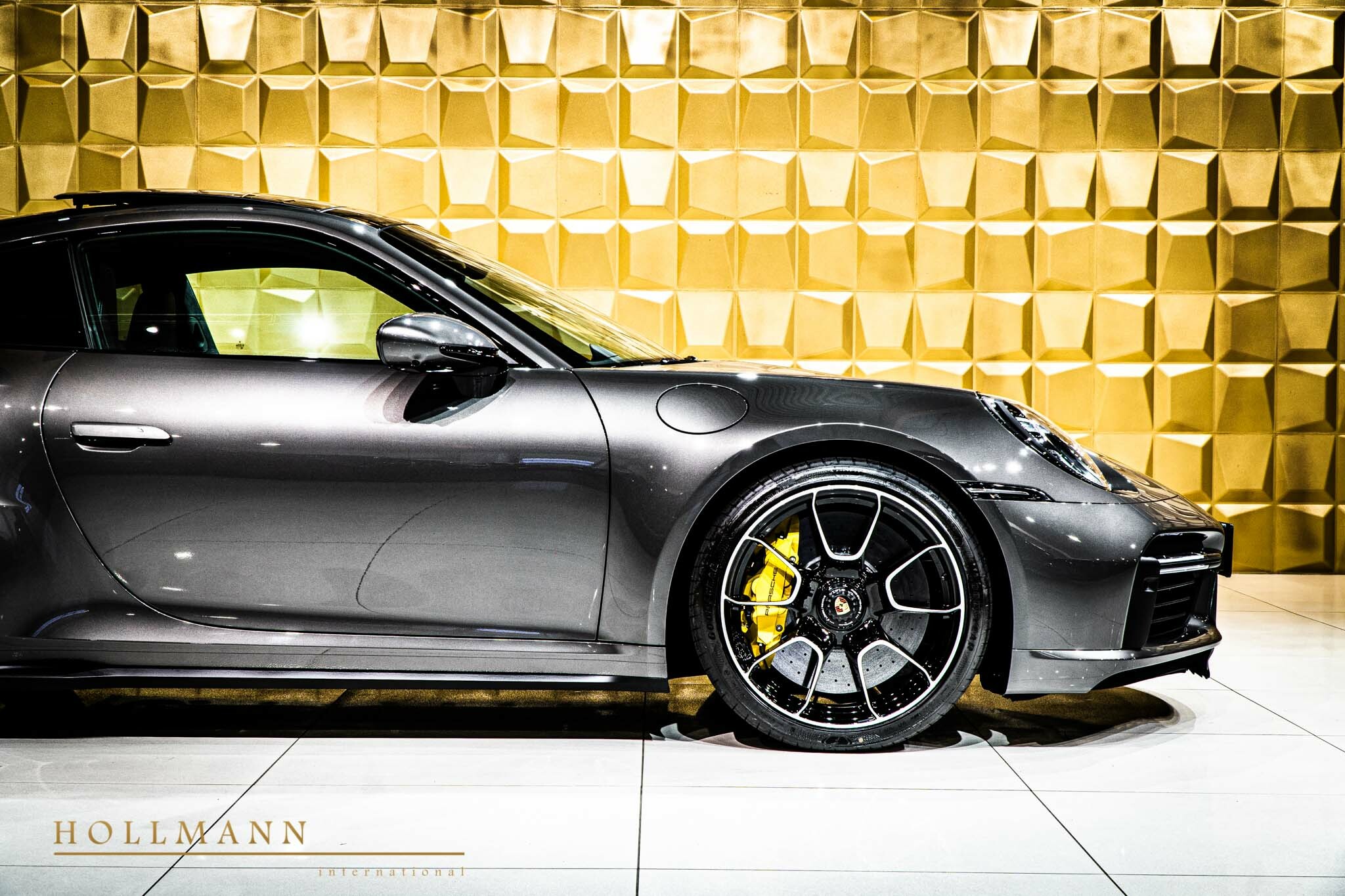2020 Porsche 911 Turbo S Coupe, 7/20
