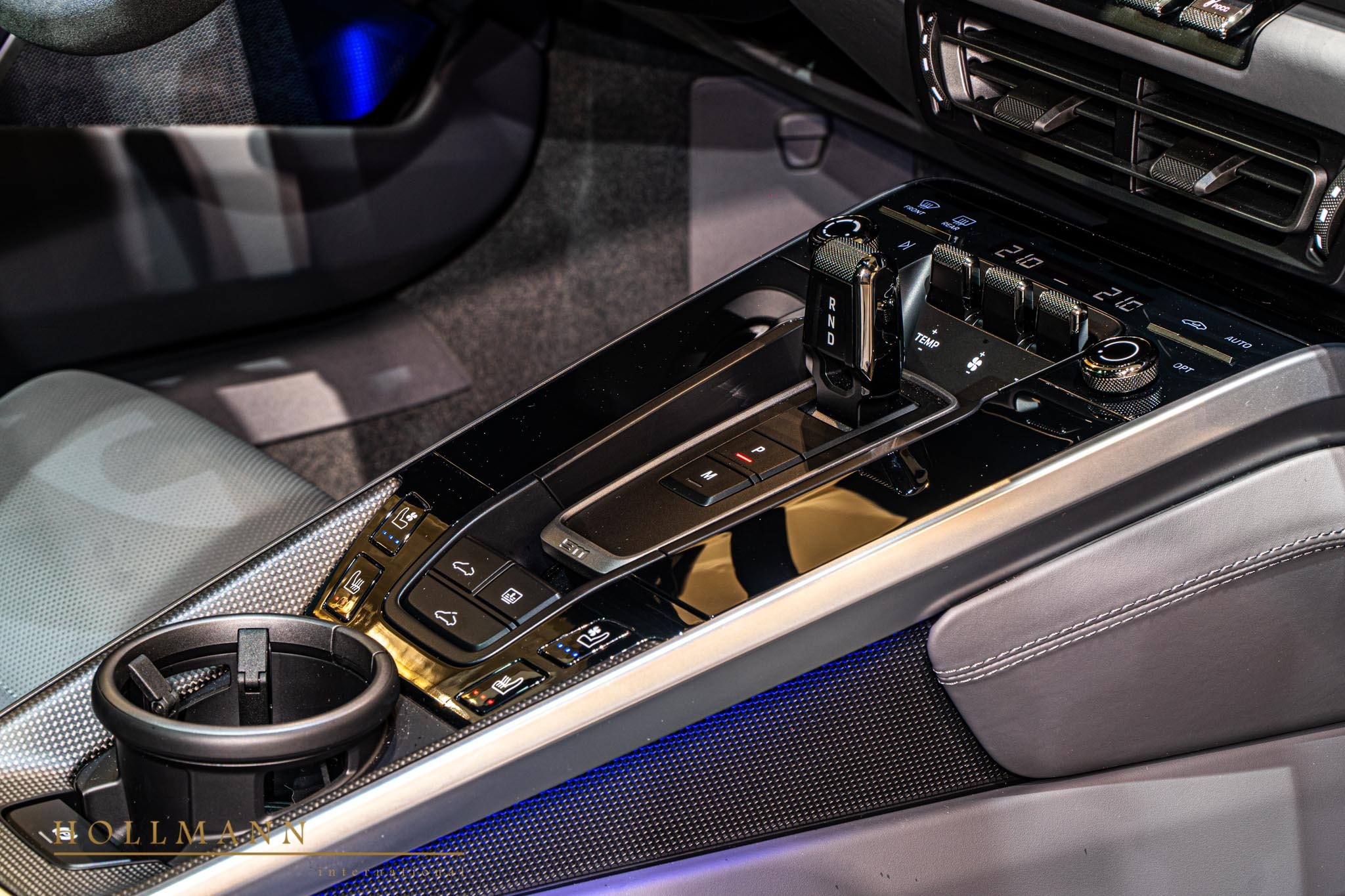 2020 Porsche 911 Turbo S Coupe, 16/20