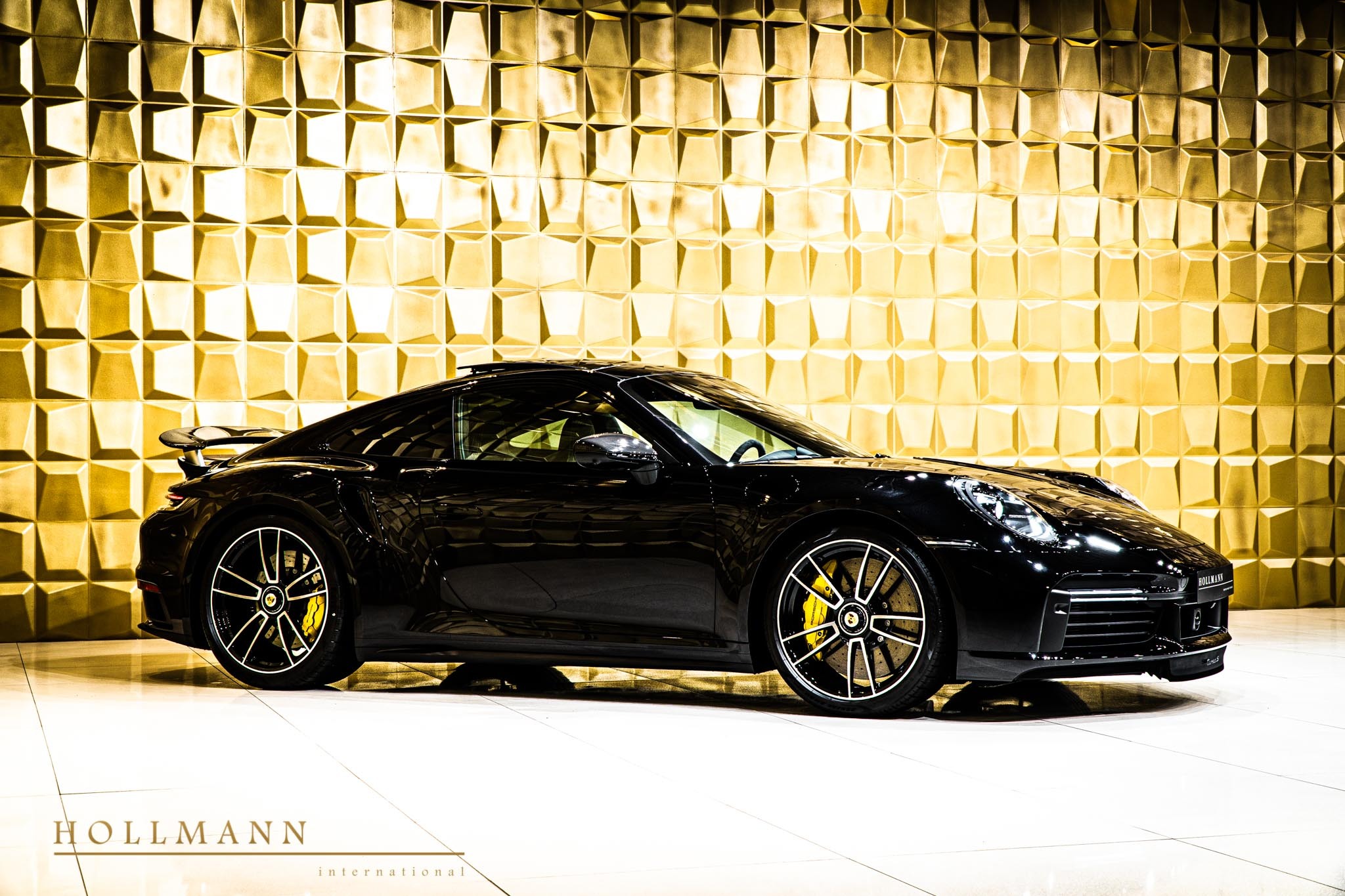 2020 Porsche 911 Turbo S Coupe, 9/20