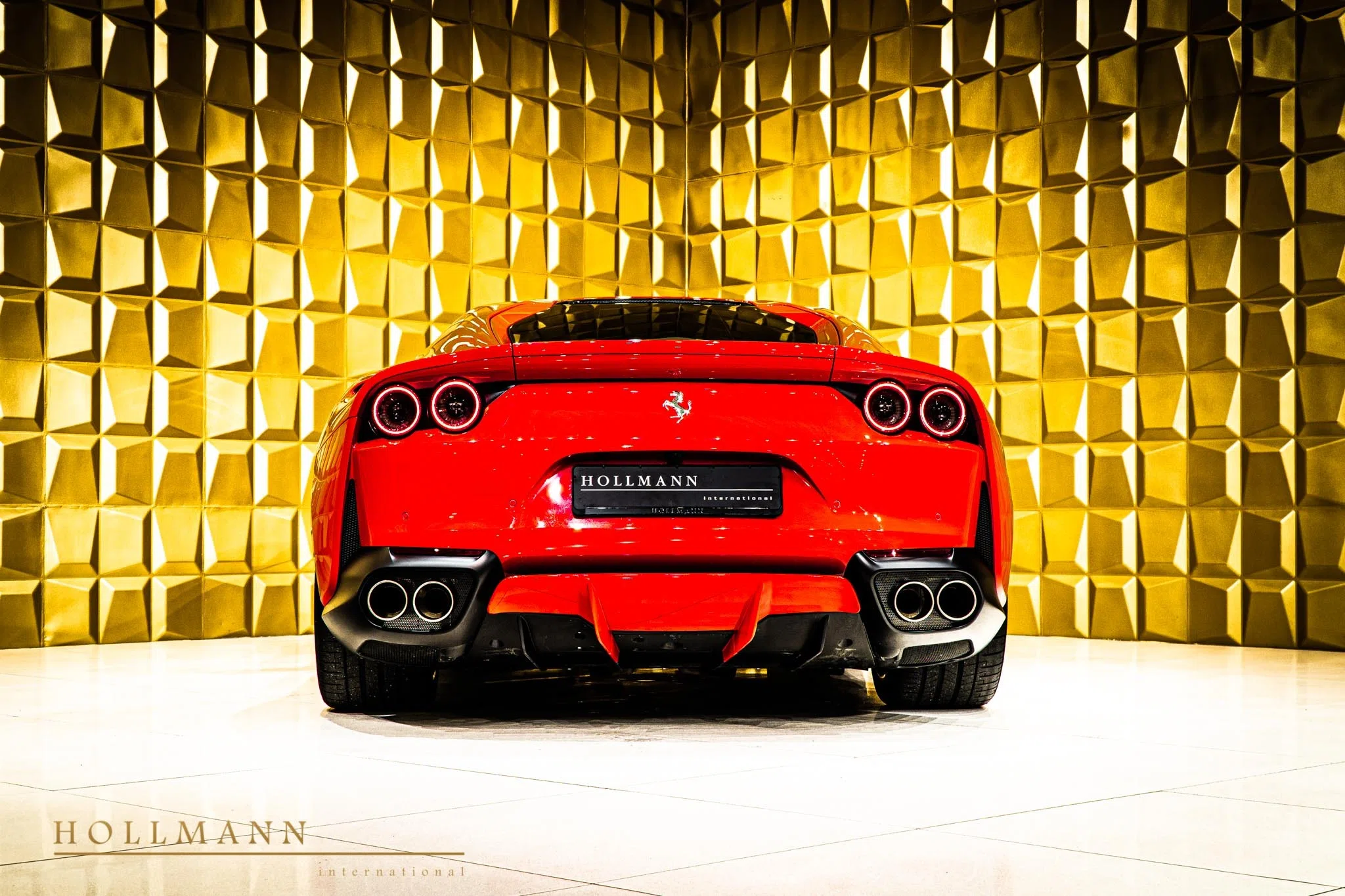 2020 Ferrari 812 Superfast for sale, exterior, Rosso Corsa