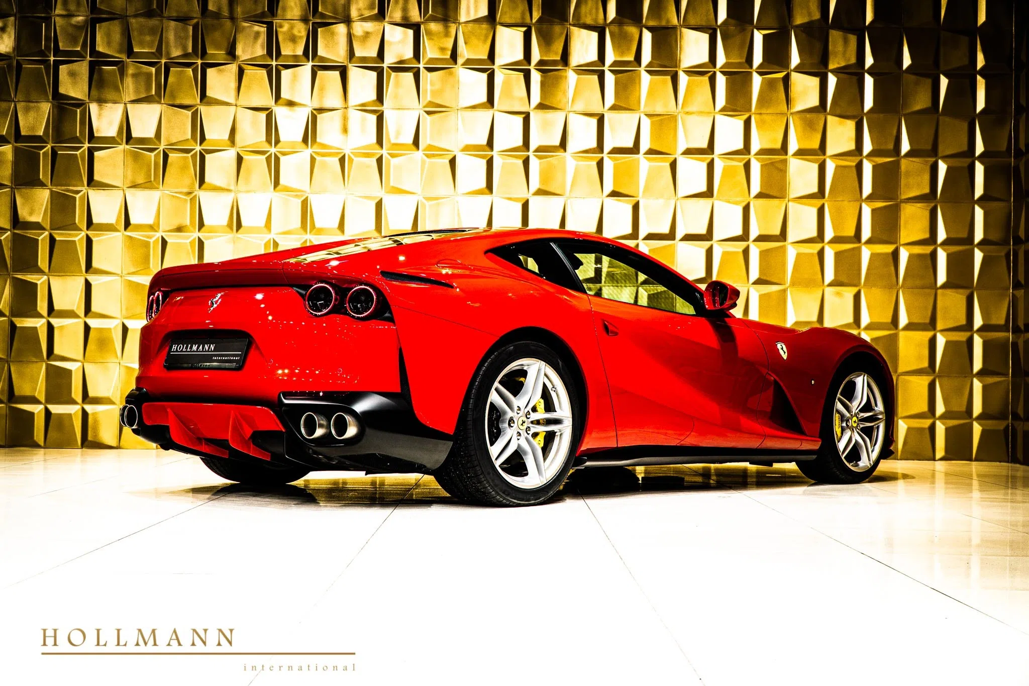2020 Ferrari 812 Superfast for sale, exterior, Rosso Corsa