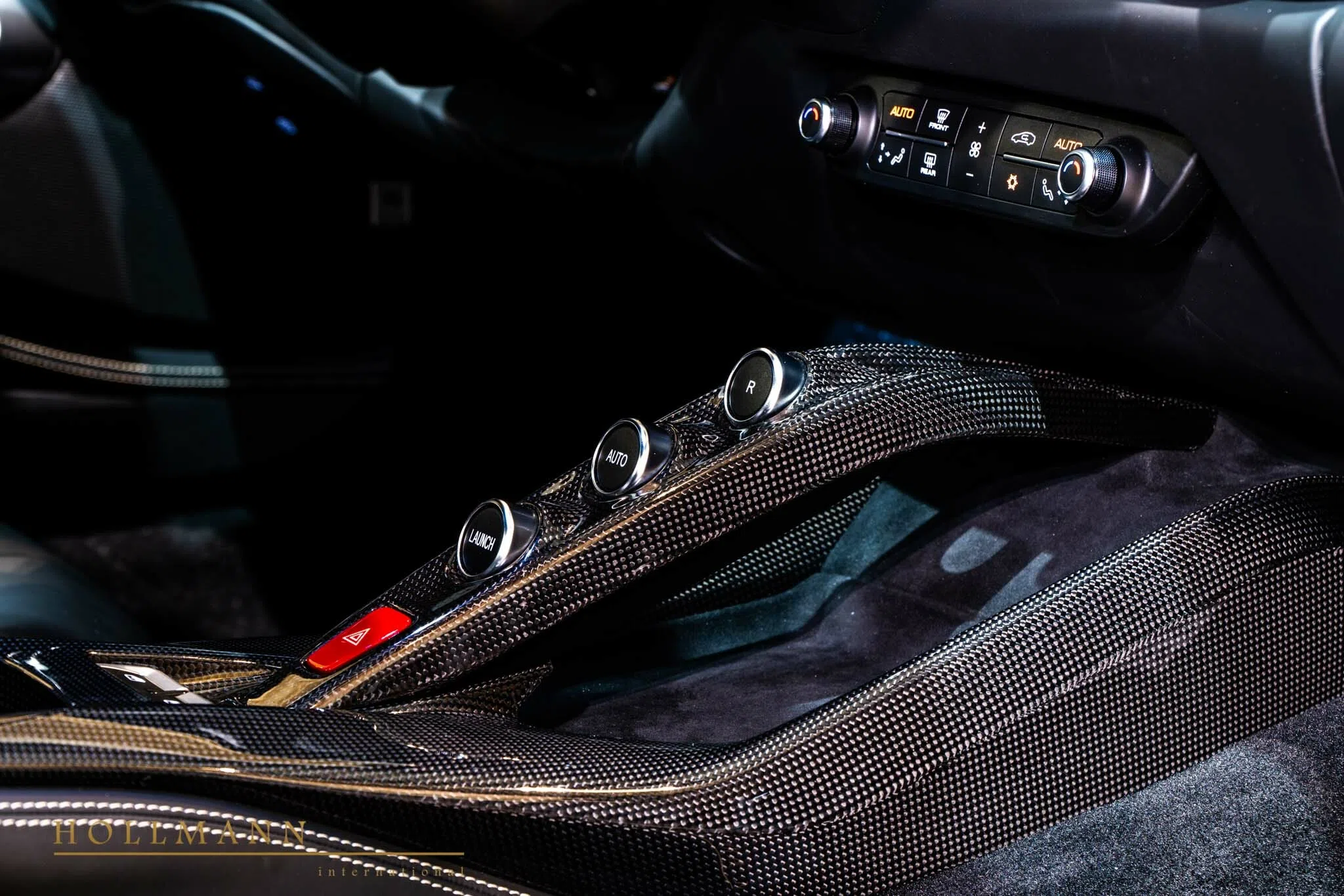 2020 Ferrari 812 Superfast interior, Leather Squared Pattern Black