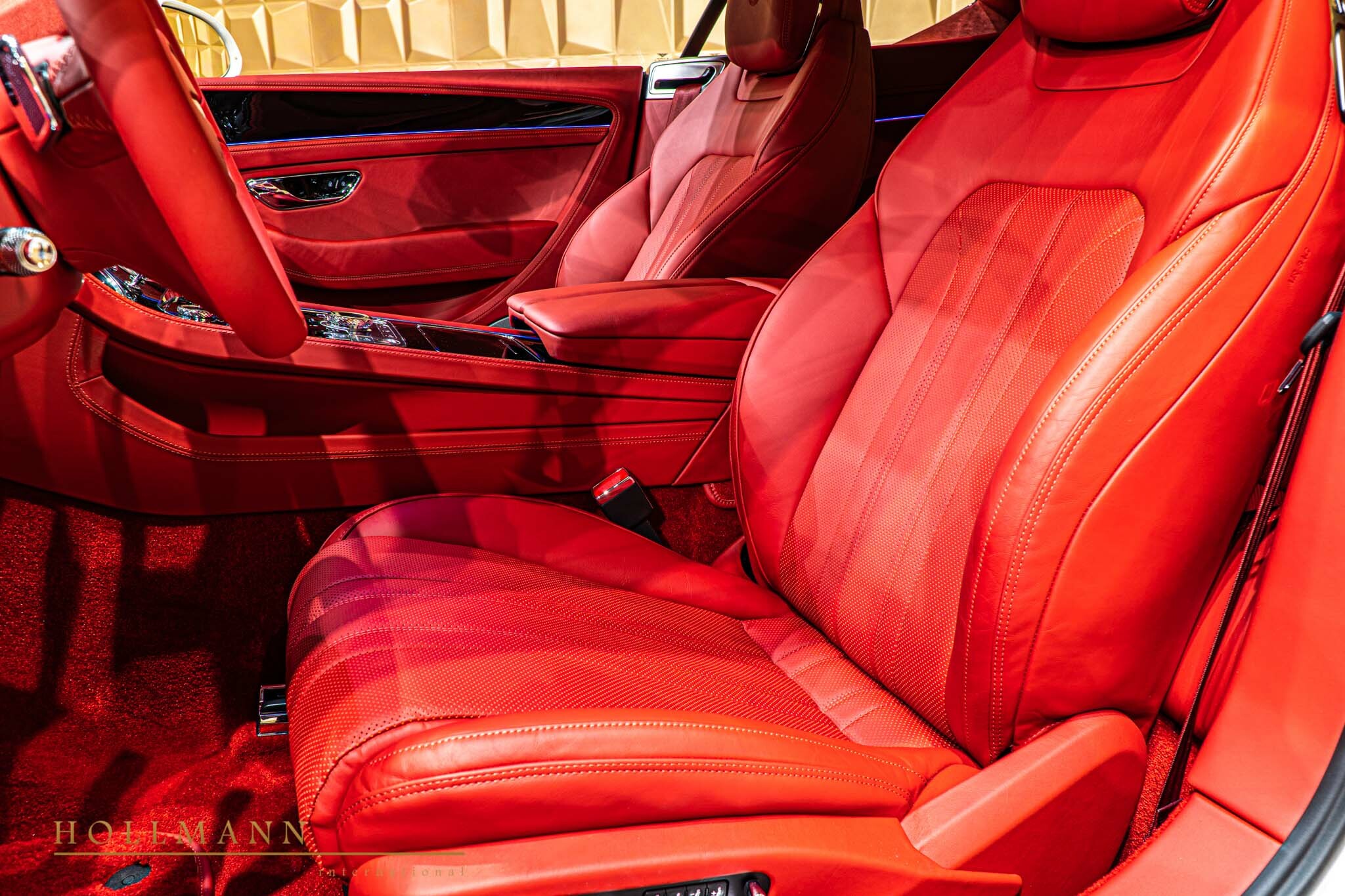2020 Bentley Continental GT V8, 18/20
