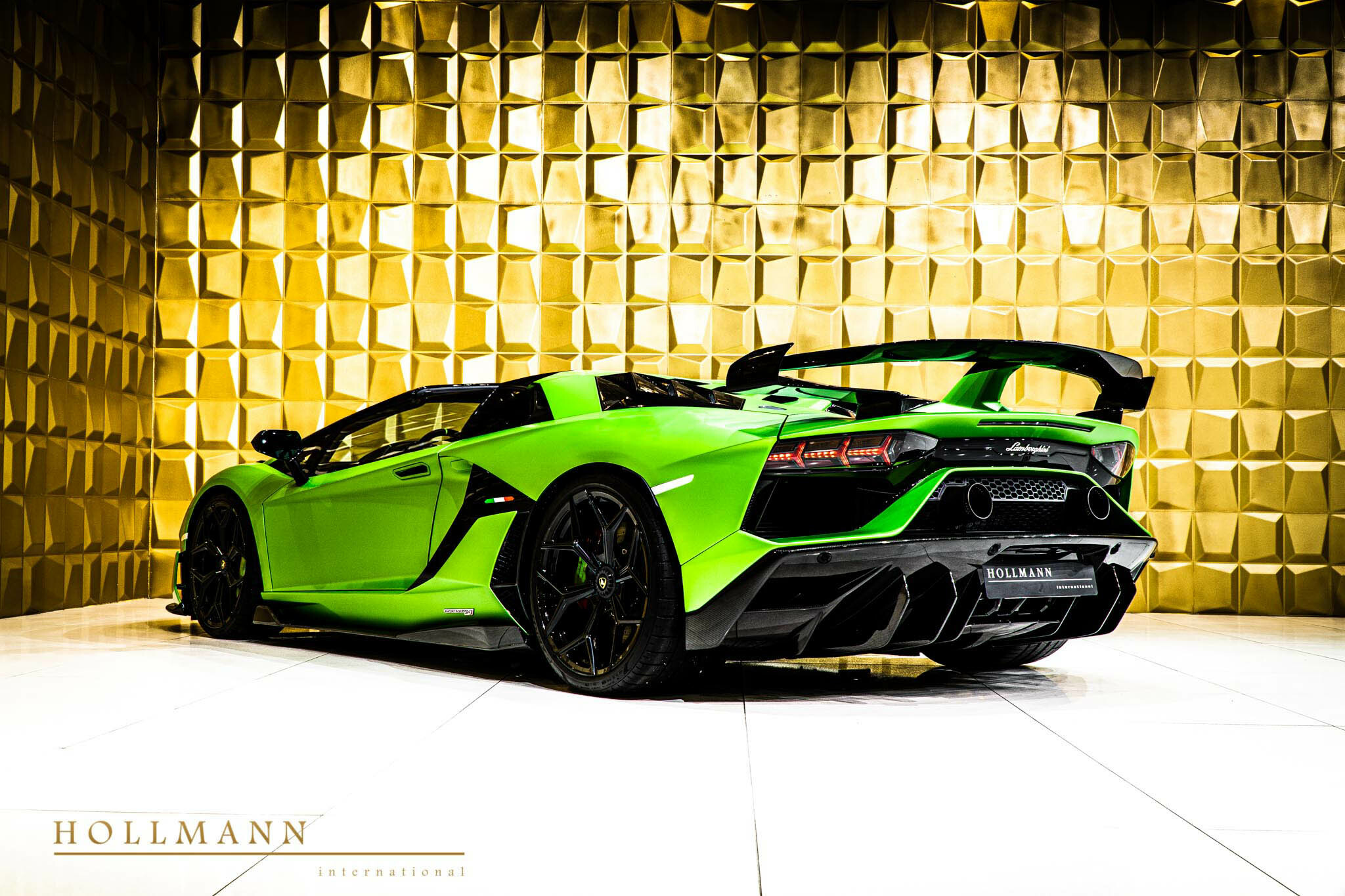 2020 Lamborghini Aventador SVJ Roadster MY 2021 by NOVITEC, 5/13