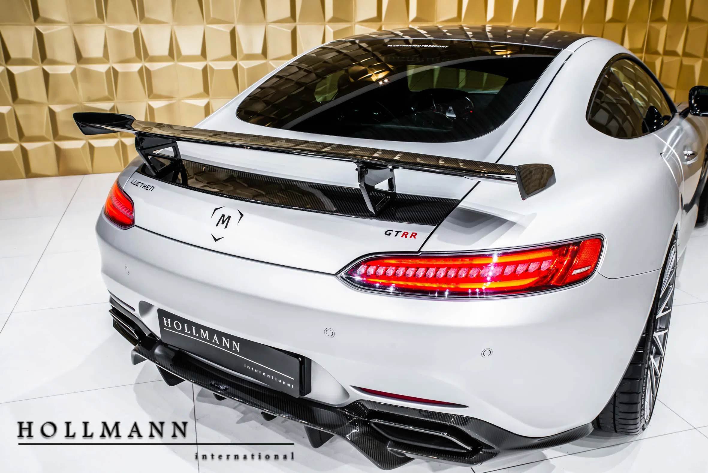Mercedes-Benz AMG GT S, rear three-quarter view, Iridium Silver Shape