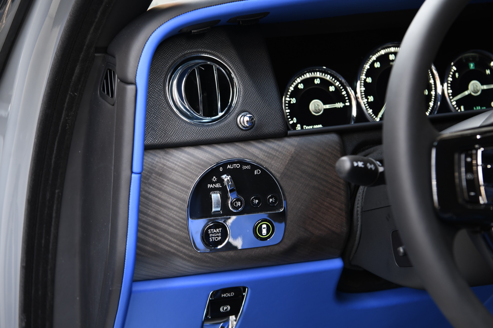 2021 ROLLS-ROYCE CULLINAN, 11/15