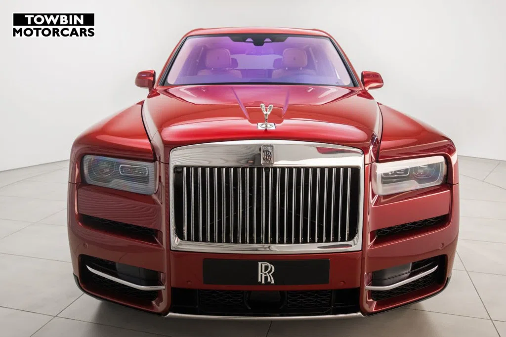 2019 Rolls-Royce Cullinan for sale, exterior, Red