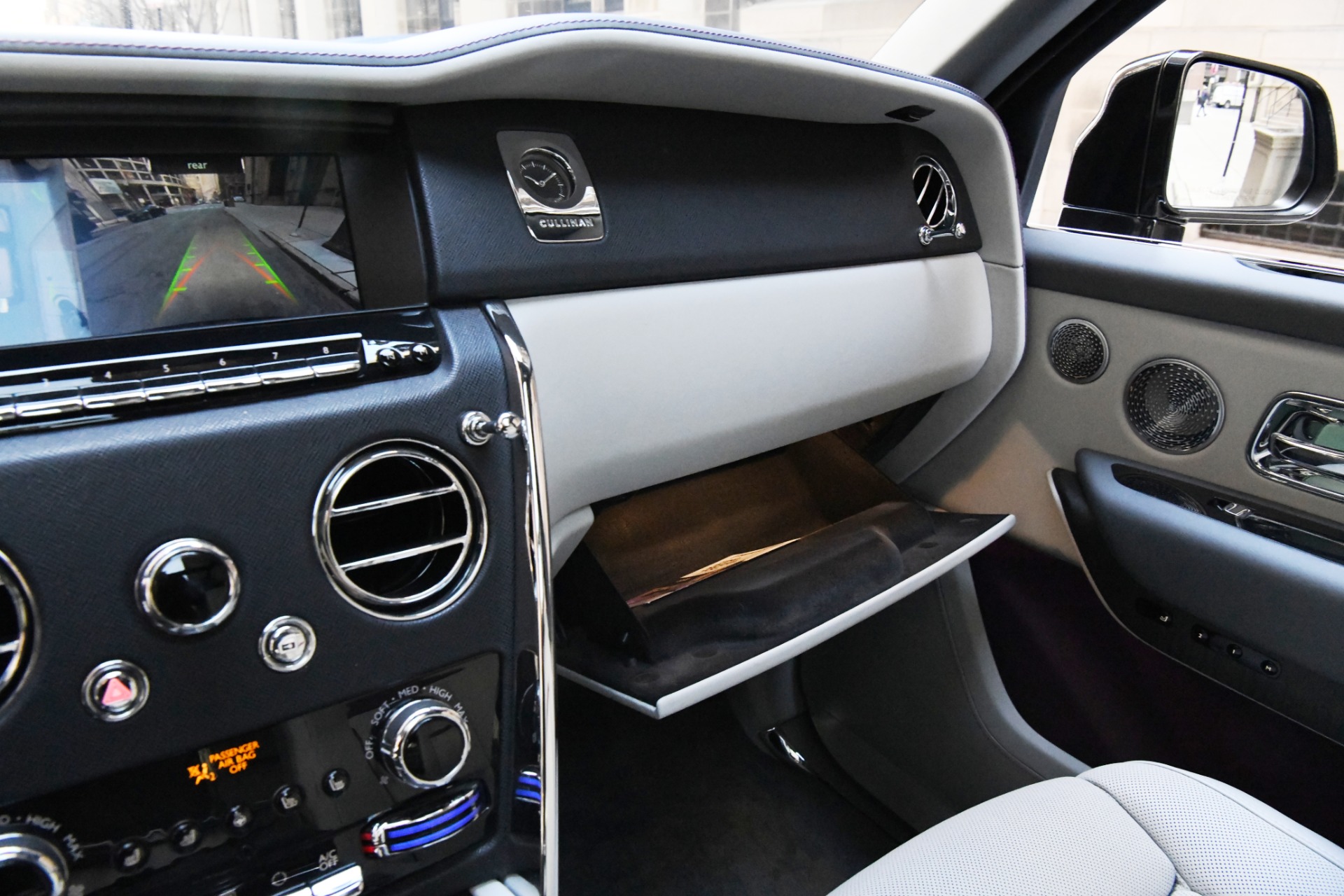 2020 ROLLS-ROYCE CULLINAN, 15/17