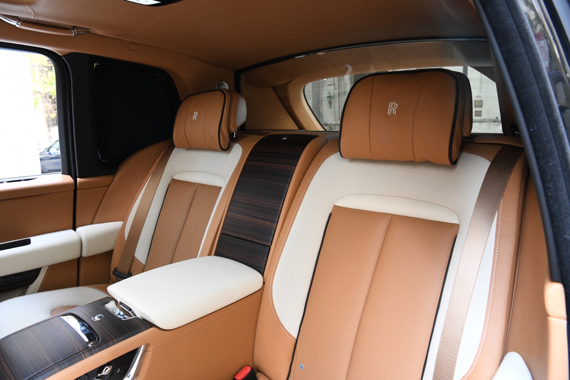 2020 Rolls-Royce Cullinan, 9/19