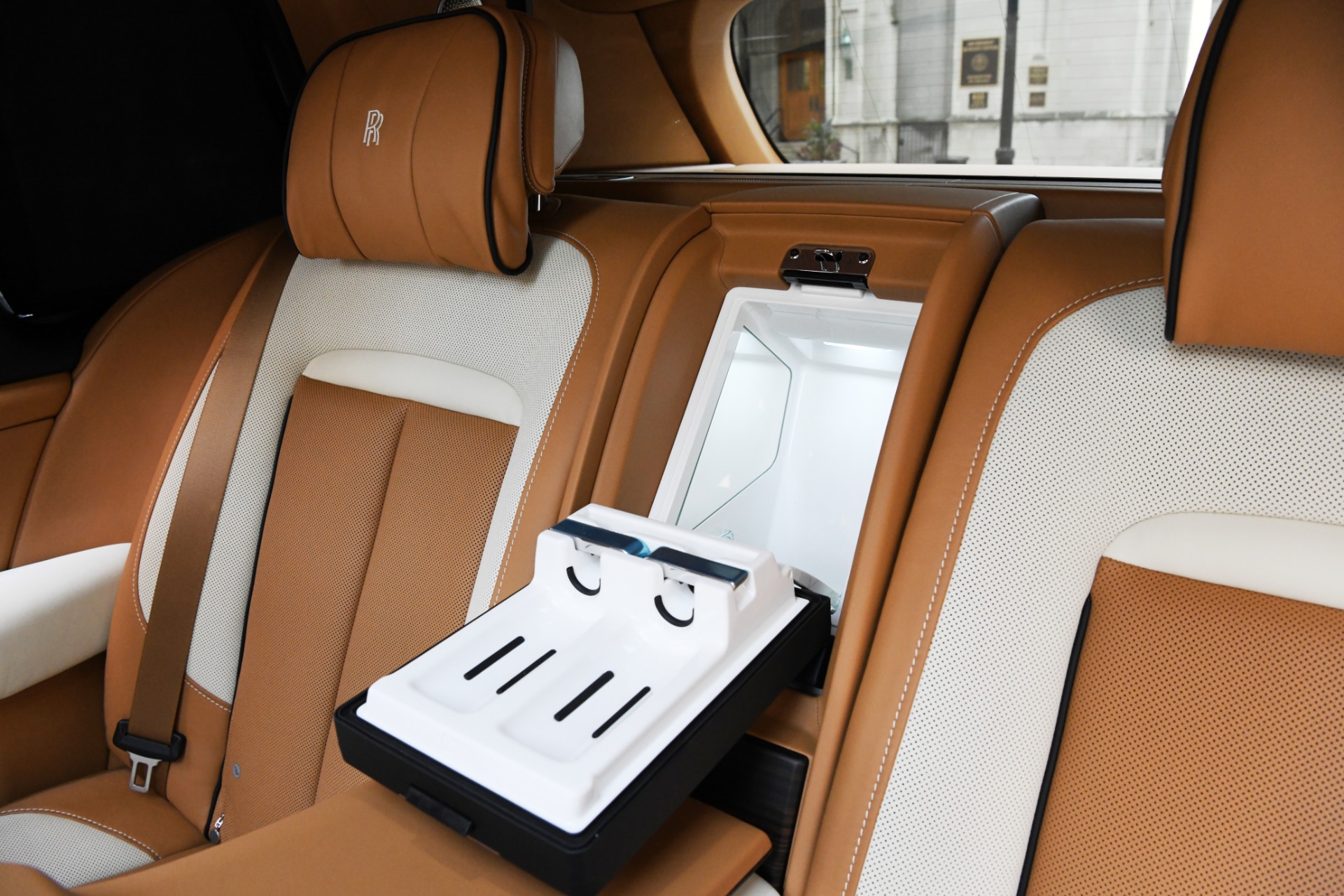 2020 Rolls-Royce Cullinan, 10/19
