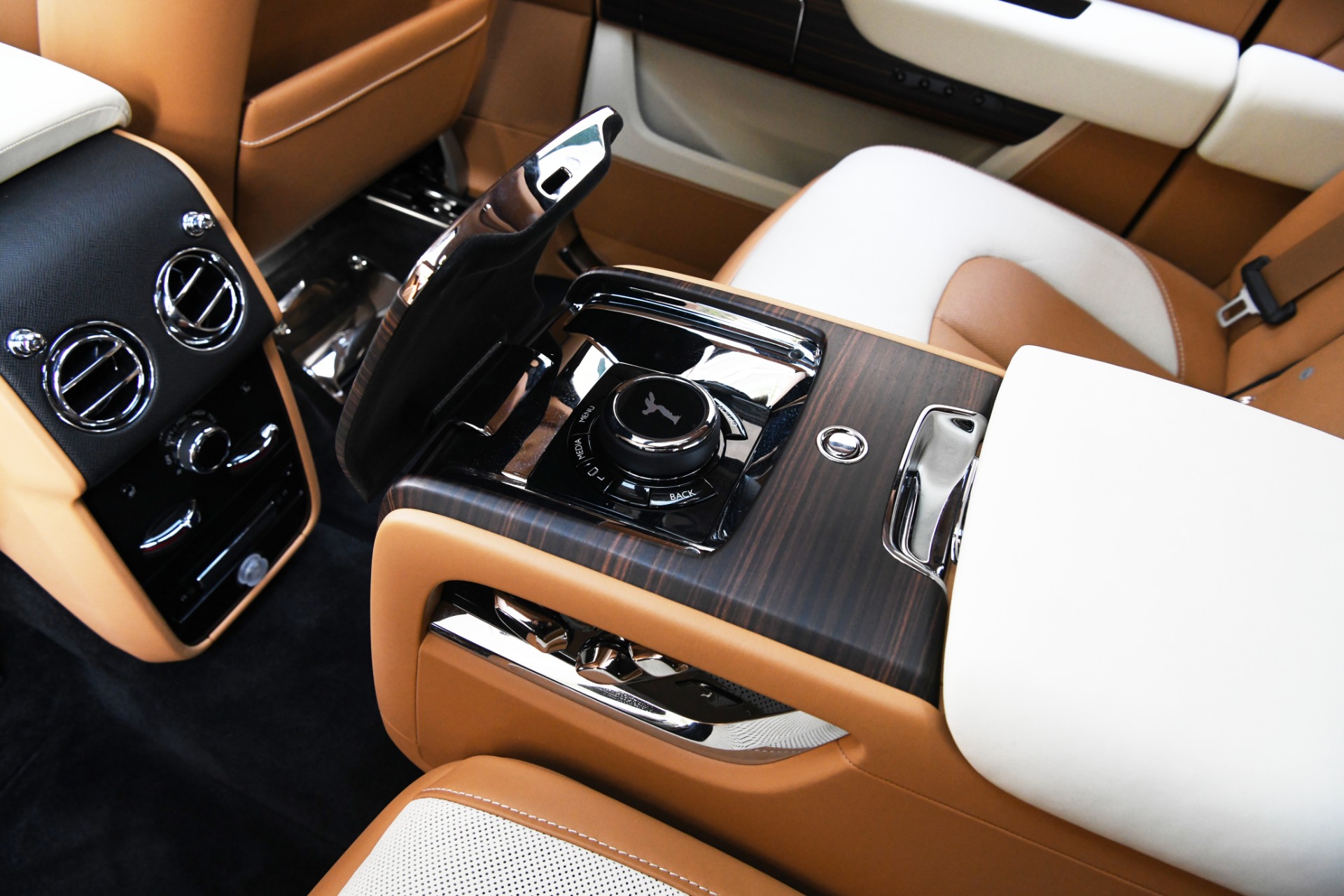 2020 Rolls-Royce Cullinan, 12/19