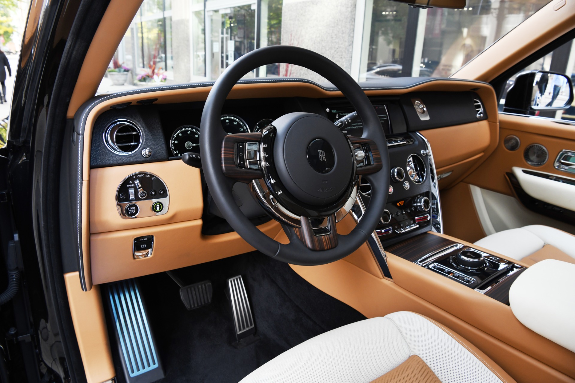 2020 Rolls-Royce Cullinan, 15/19