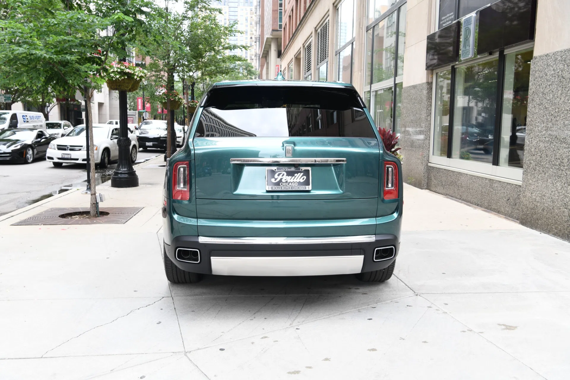 2020 Rolls-Royce Cullinan for sale, exterior, Imperial Jade
