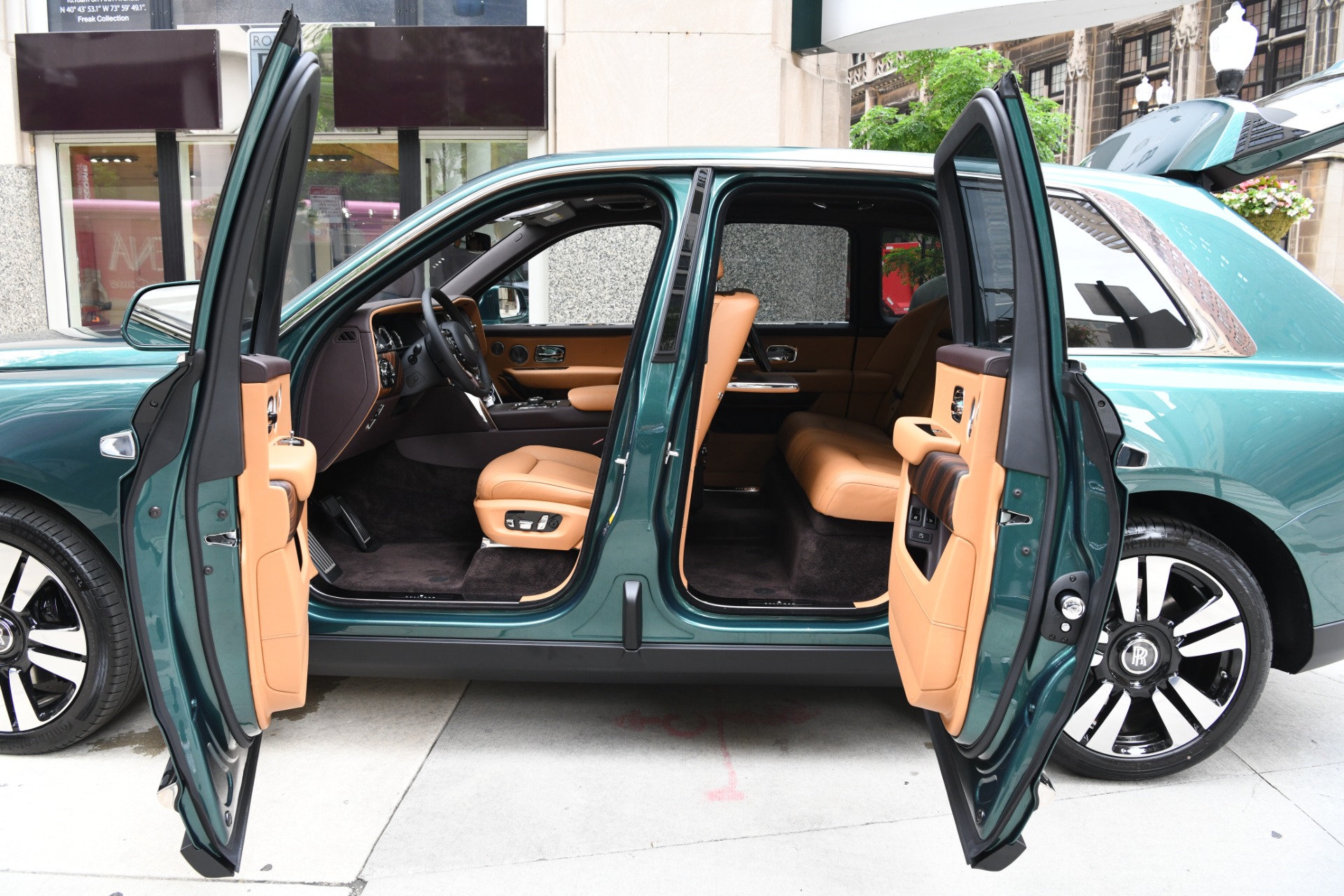 2020 Rolls-Royce Cullinan, 7/20
