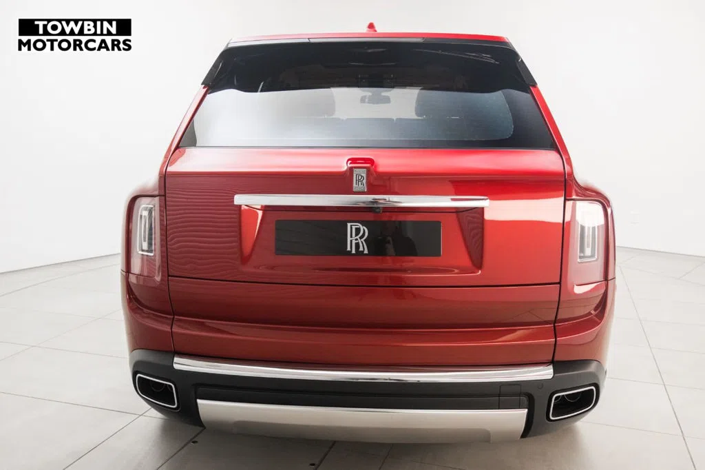 2019 Rolls-Royce Cullinan for sale, exterior, Red