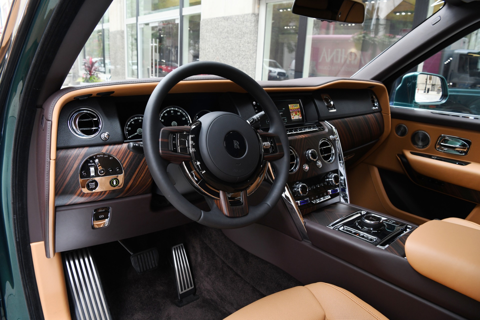 2020 Rolls-Royce Cullinan, 15/20