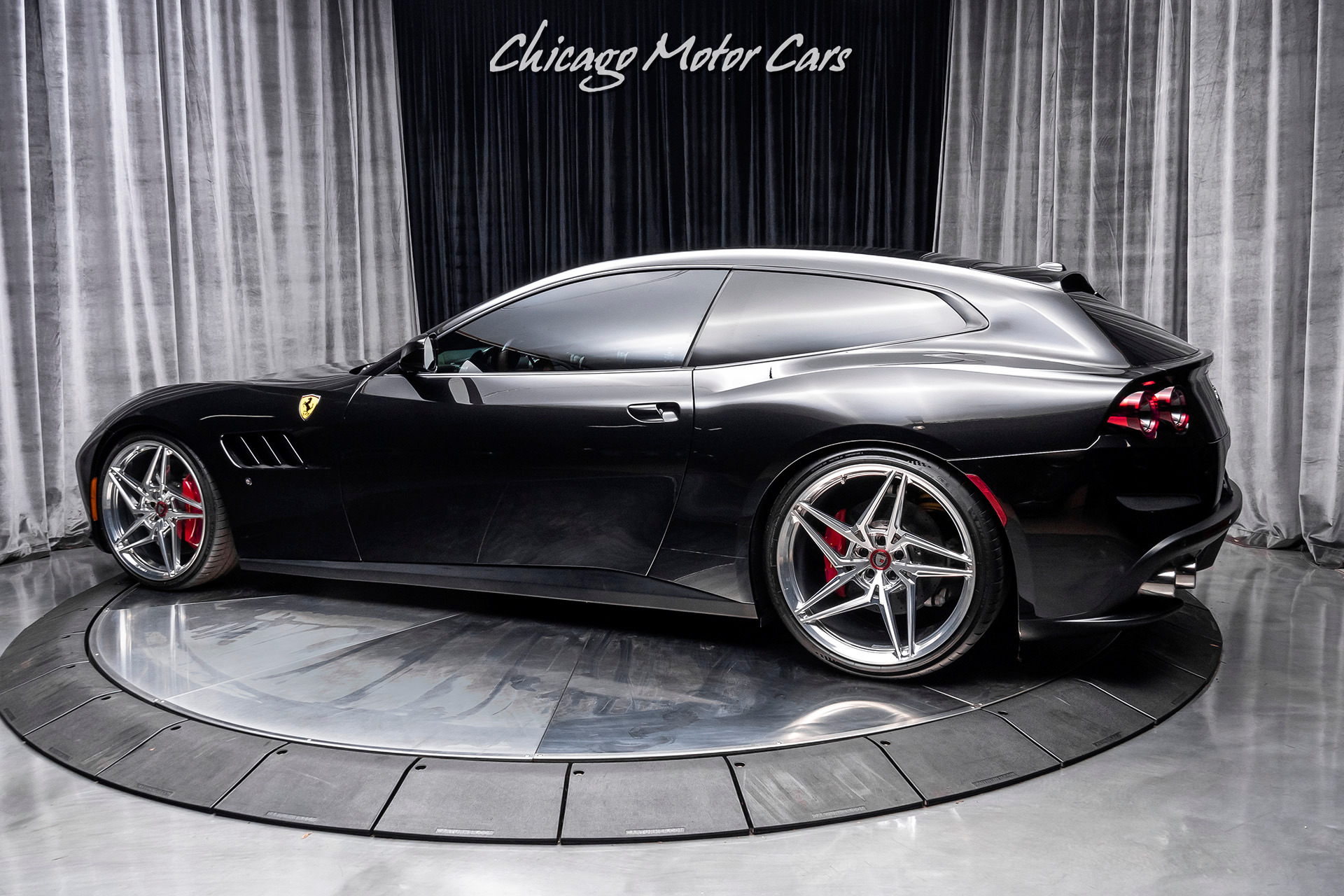 2018 Ferrari GTC4Lusso T Hatchback, 2/20