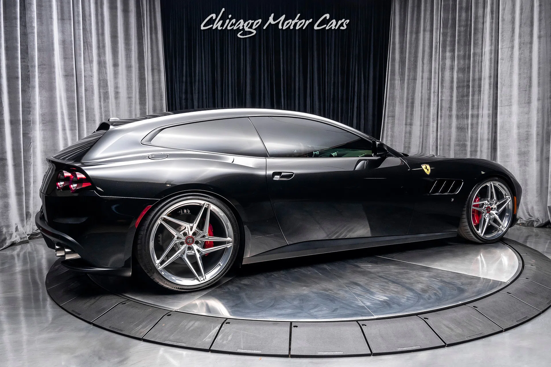 2018 Ferrari GTC4Lusso T Hatchback for sale, exterior, Nero Daytona Metallic