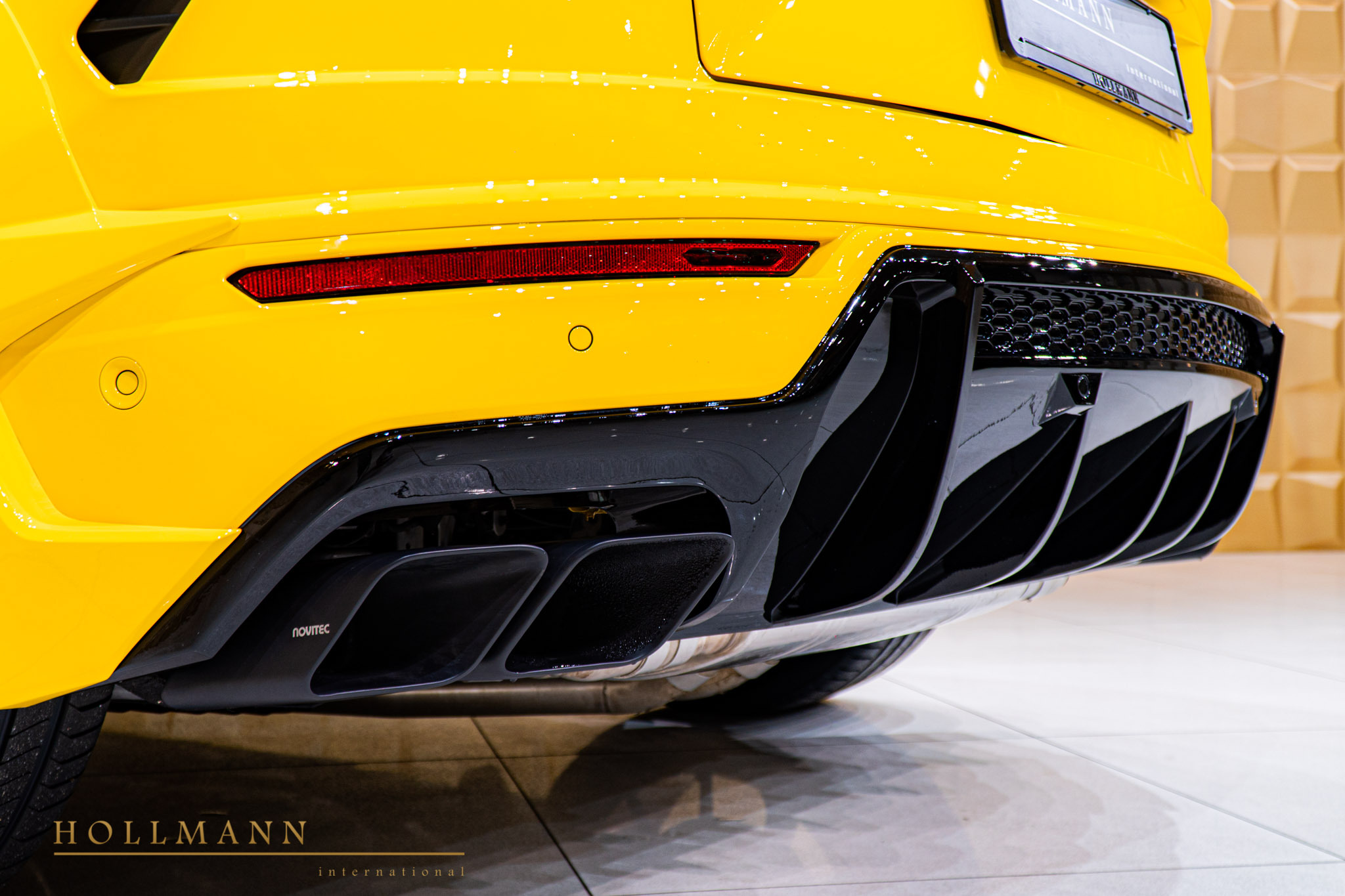 2020 Lamborghini Urus by NOVITEC, 13/20