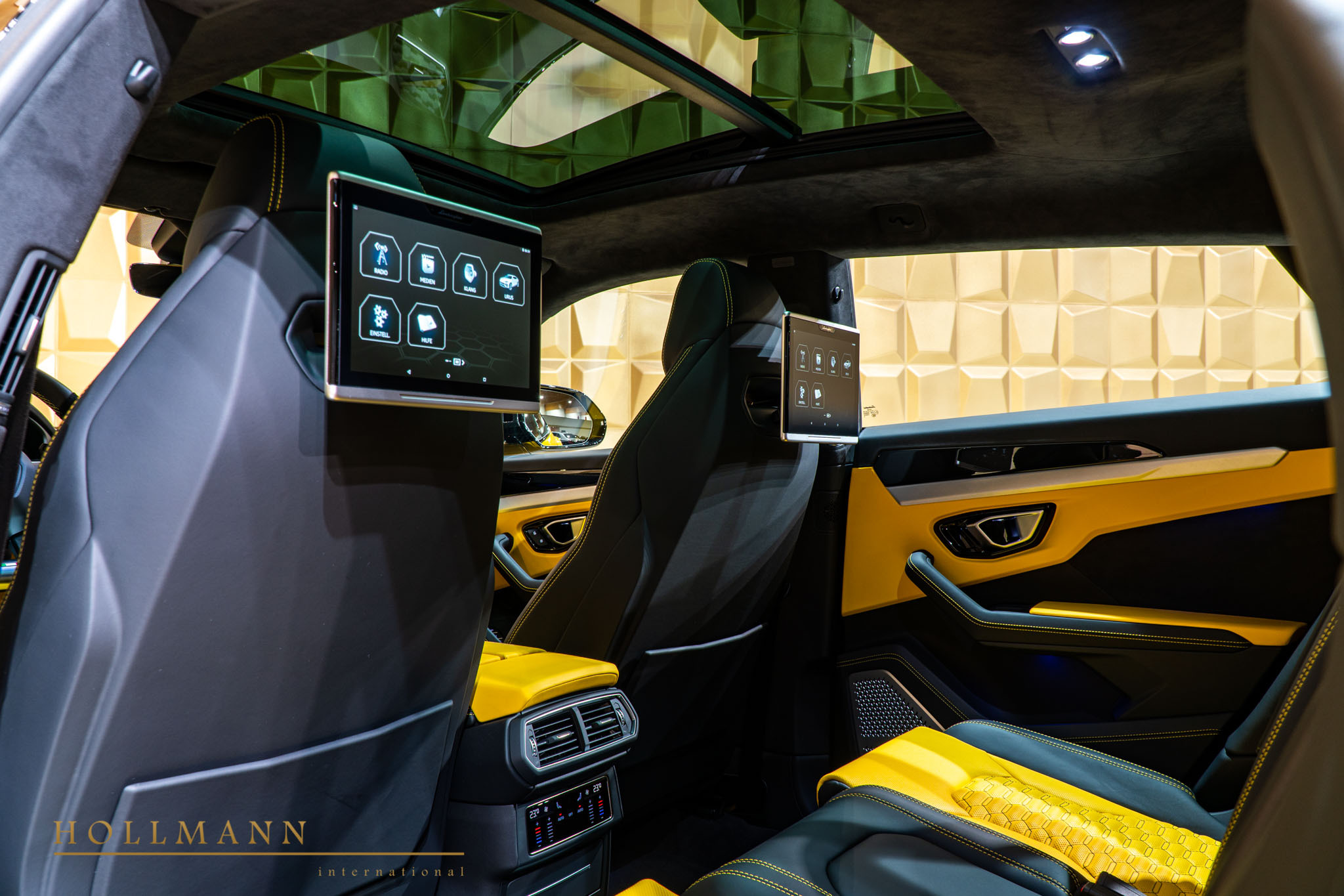 2020 Lamborghini Urus by NOVITEC, 19/20
