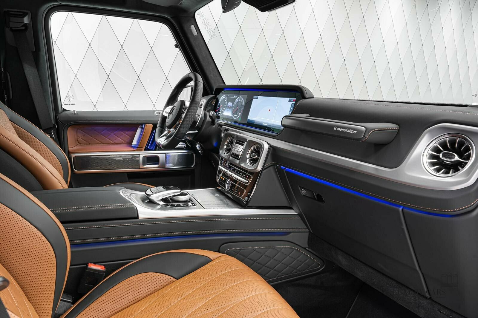 2020 Mercedes-Benz G 63 AMG BRILLIANT BLUE, 9/17