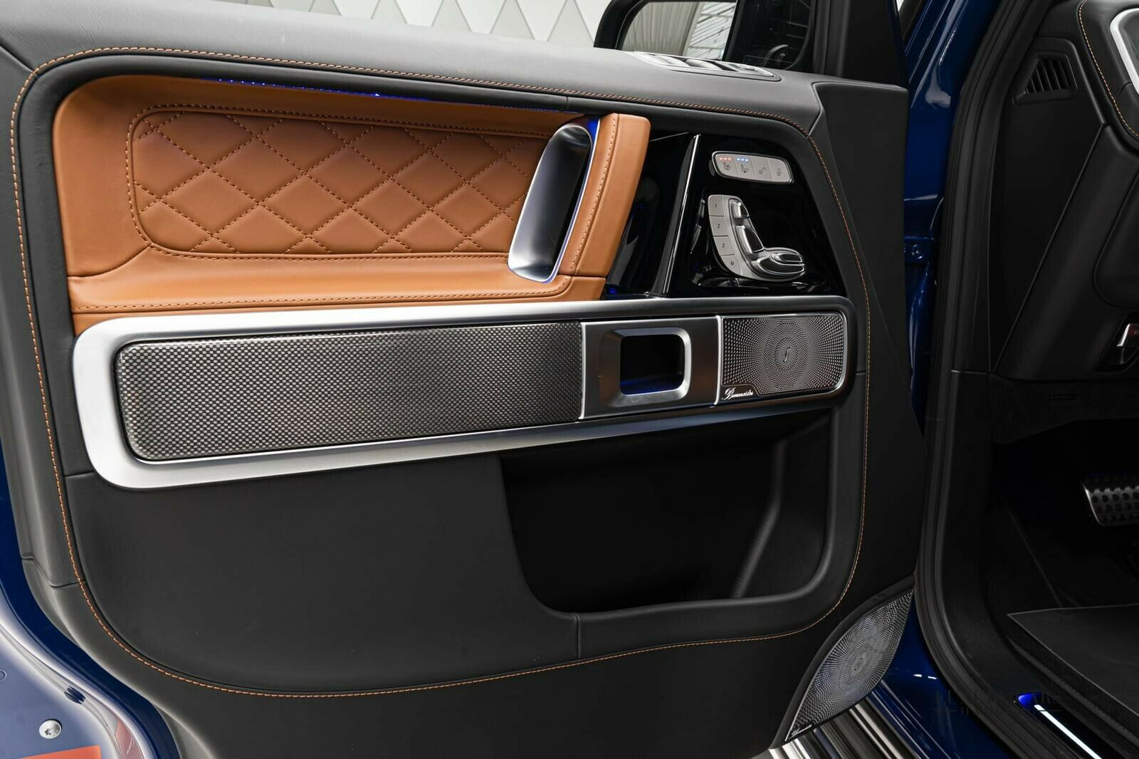 2020 Mercedes-Benz G 63 AMG BRILLIANT BLUE, 15/17