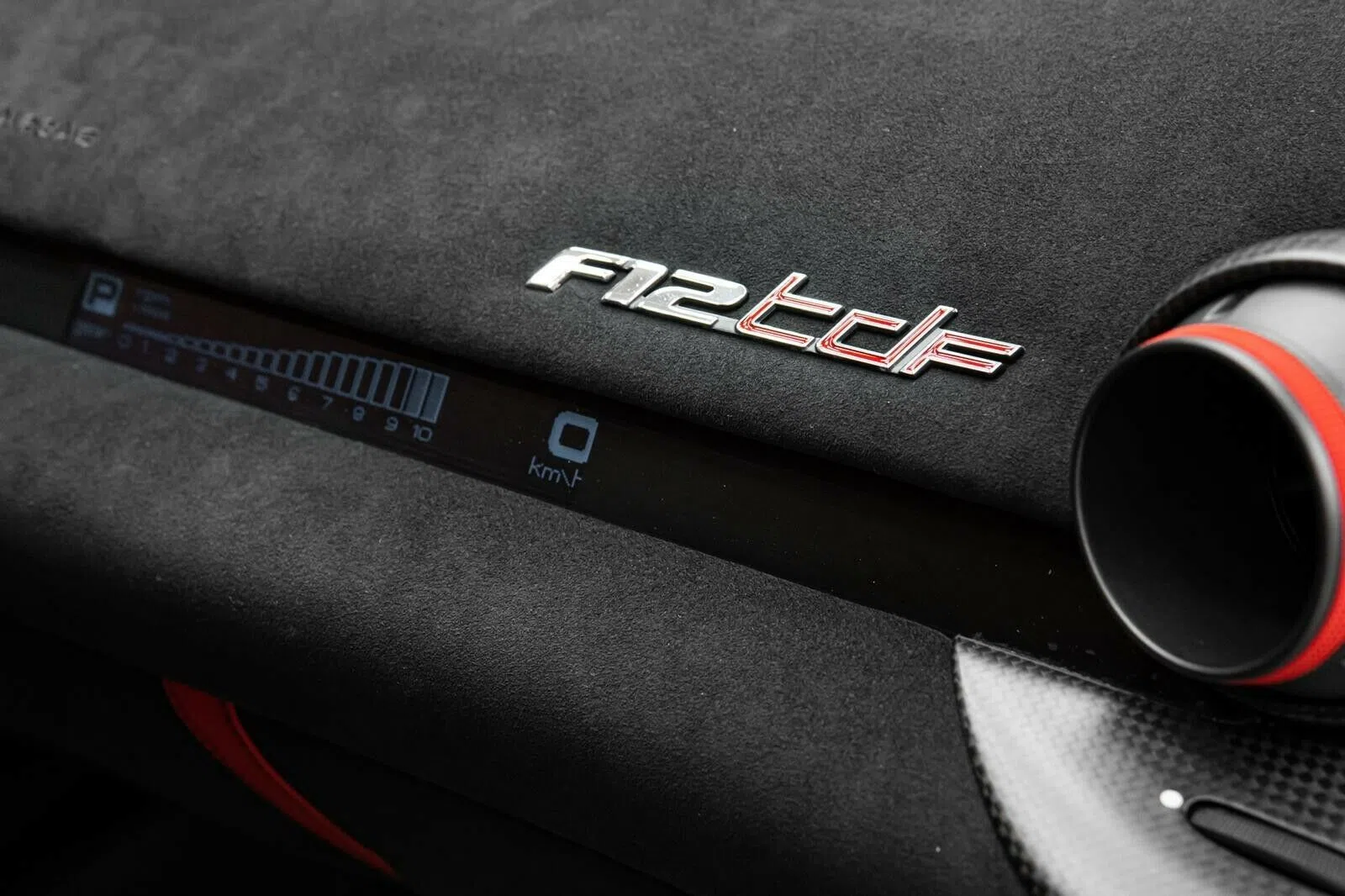 2017 Ferrari F12 TDF, detail