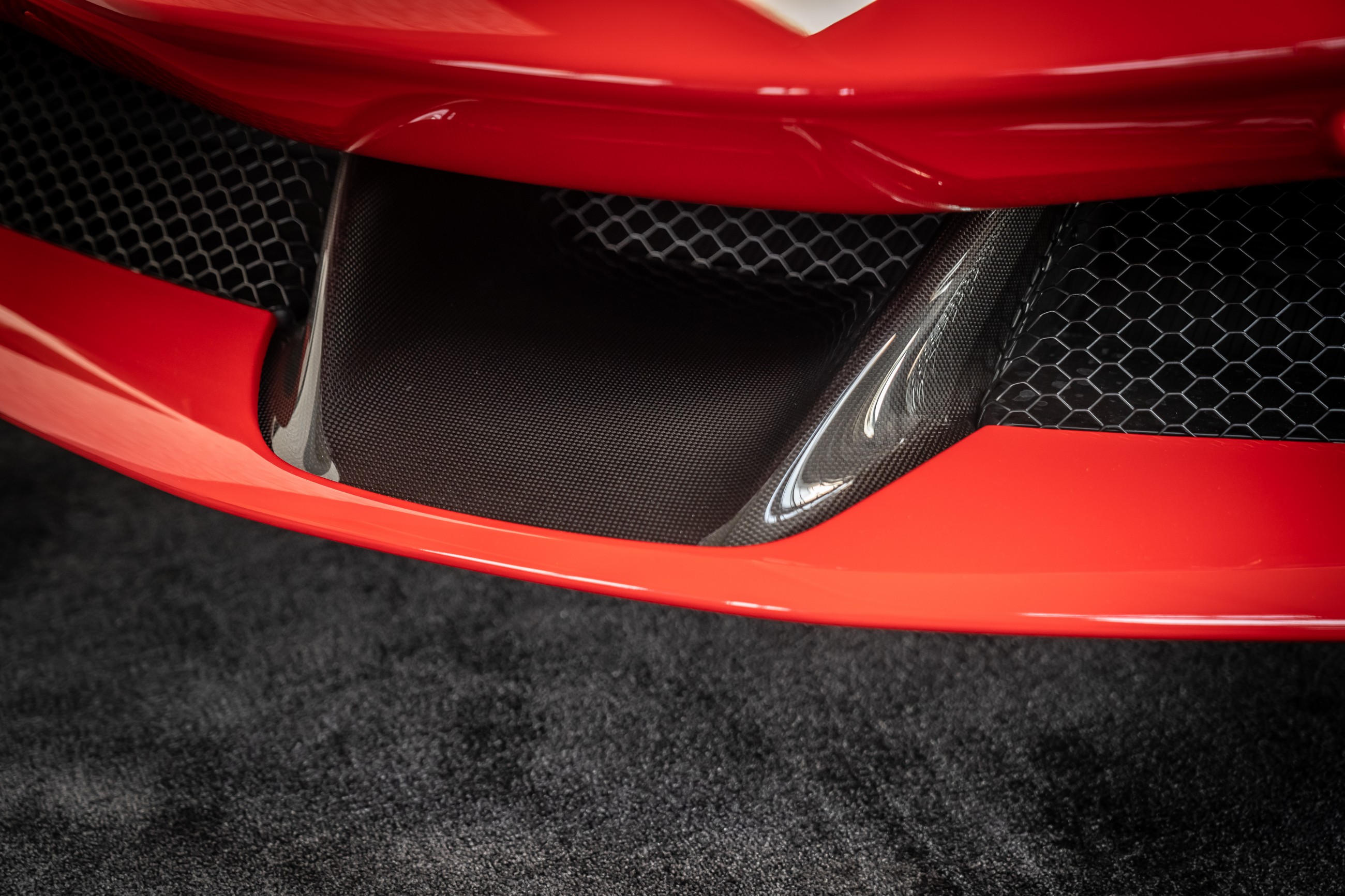2020 Ferrari SF90 Stradale, 19/23