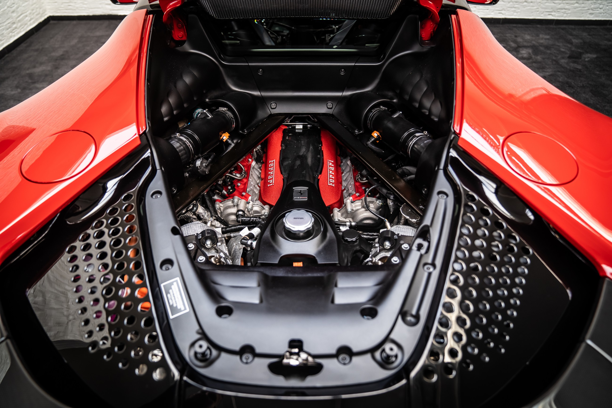 2020 Ferrari SF90 Stradale, 13/23