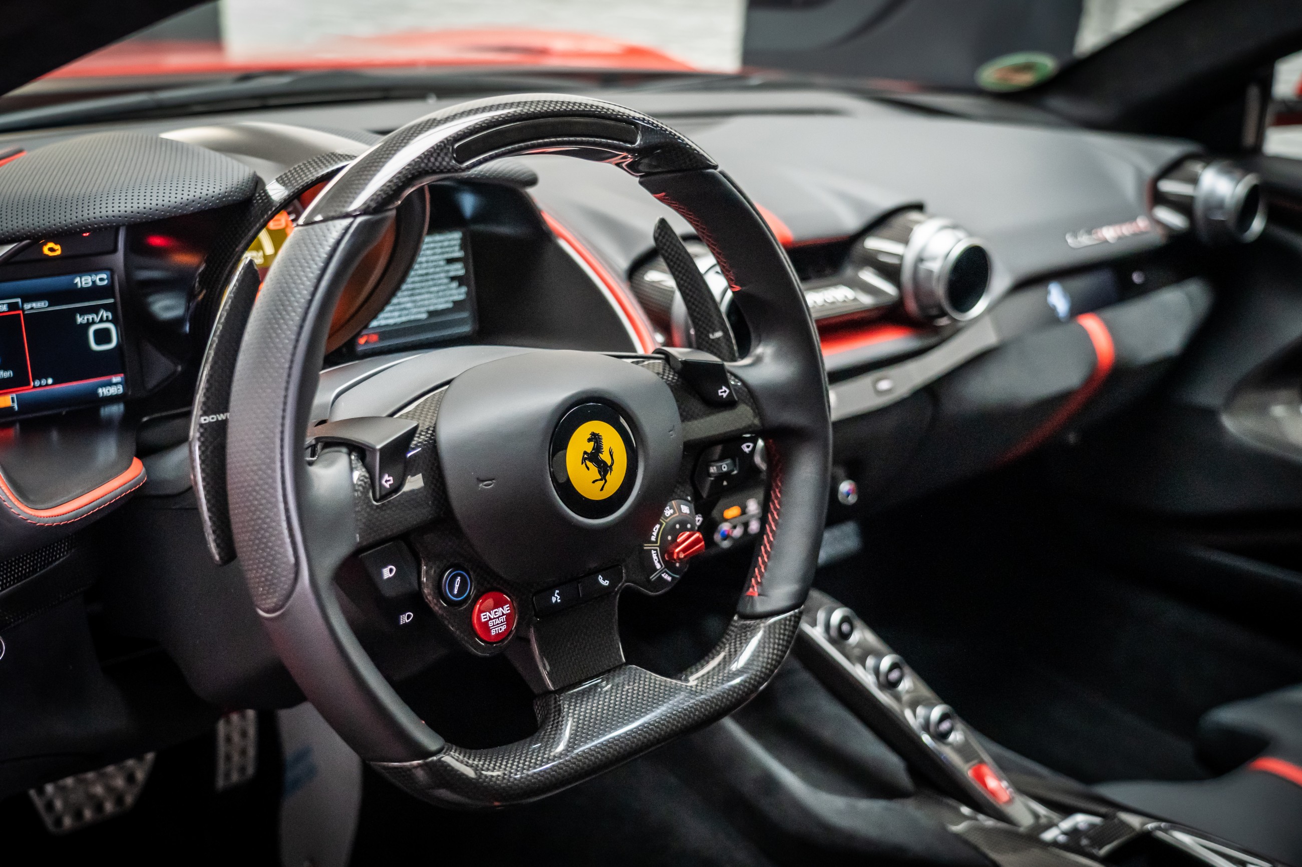 2018 Ferrari 812 Superfast, 3/6
