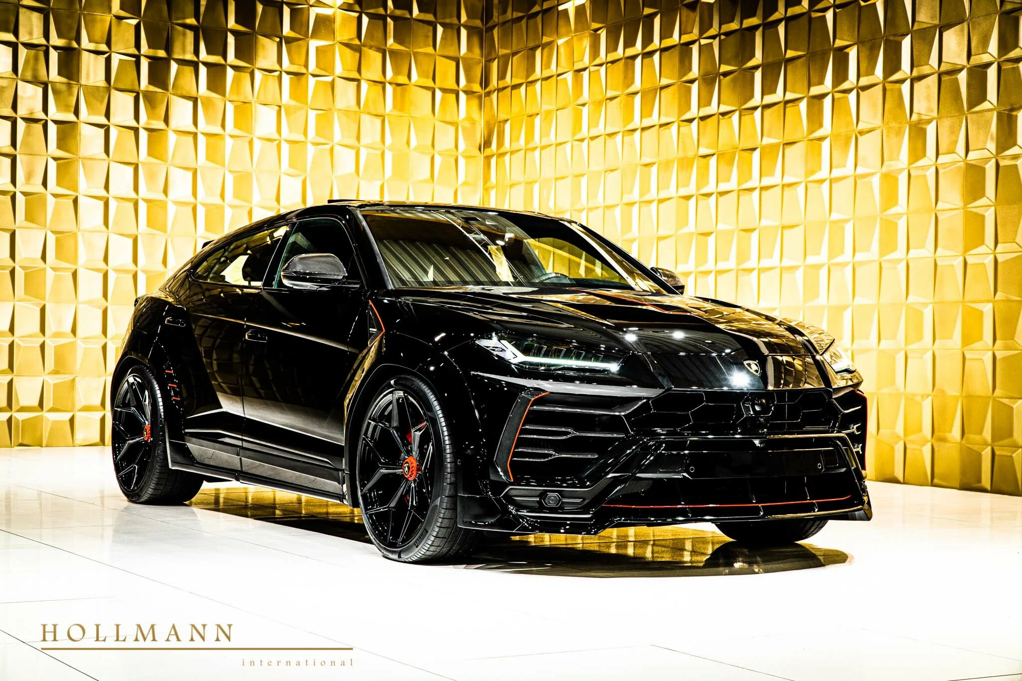 2020 Lamborghini Urus by NOVITEC