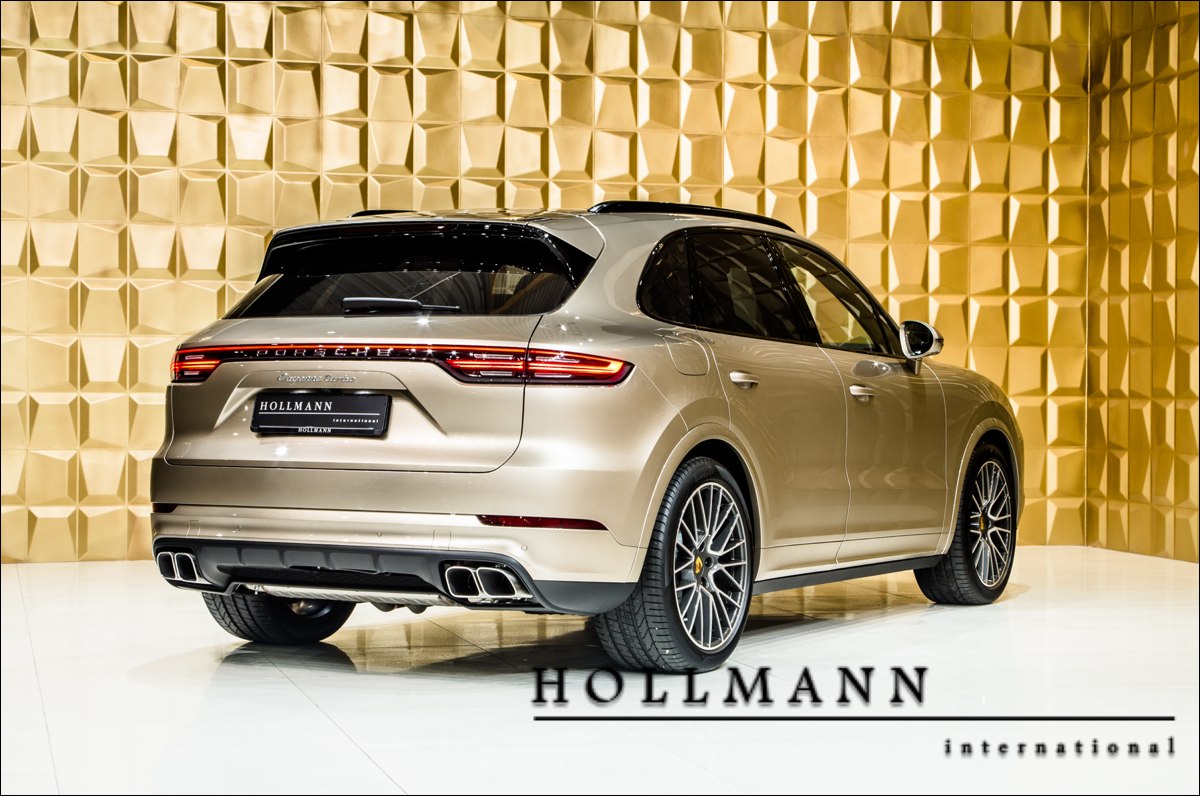 2018 PORSCHE CAYENNE TURBO, 2/20