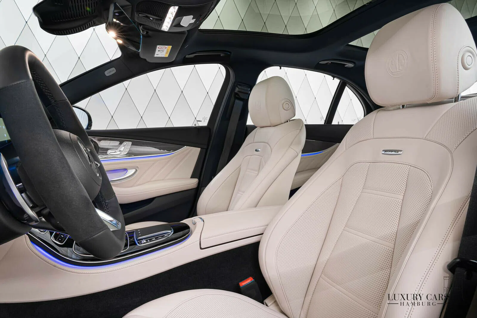 2021 Mercedes-Benz E 63 AMG S+ interior, seats, Green, Beige