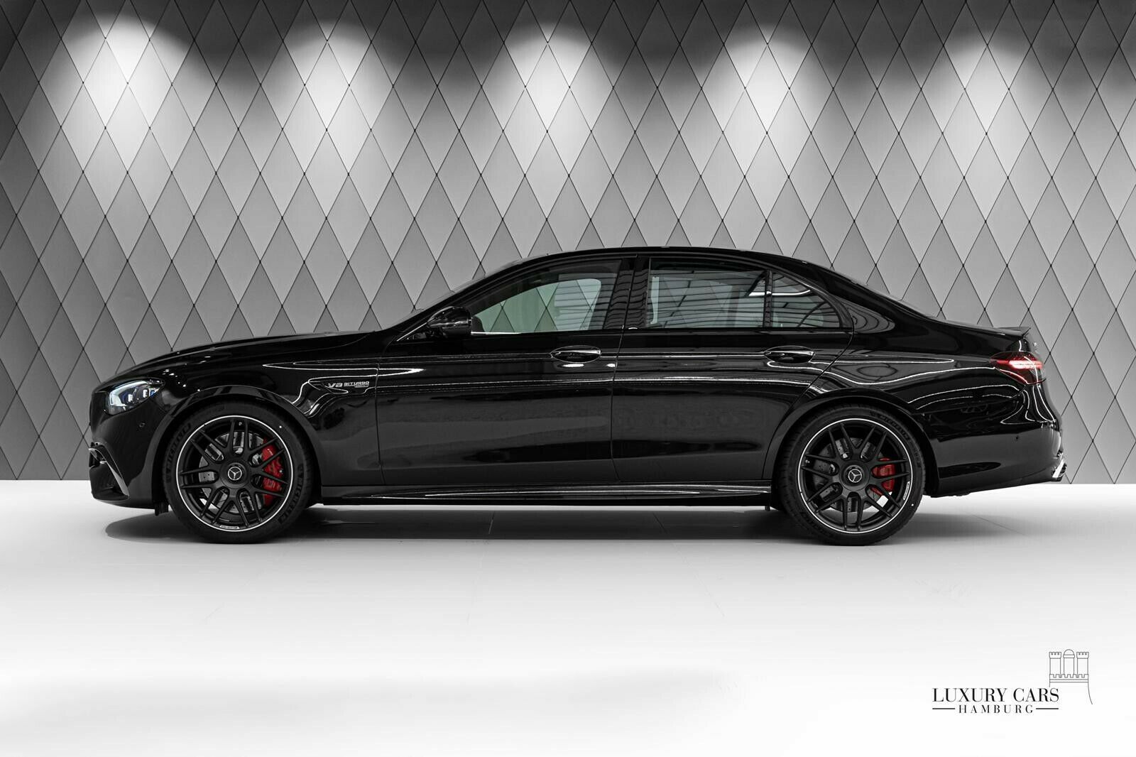 2020 Mercedes-Benz E 63 AMG S+, 3/27