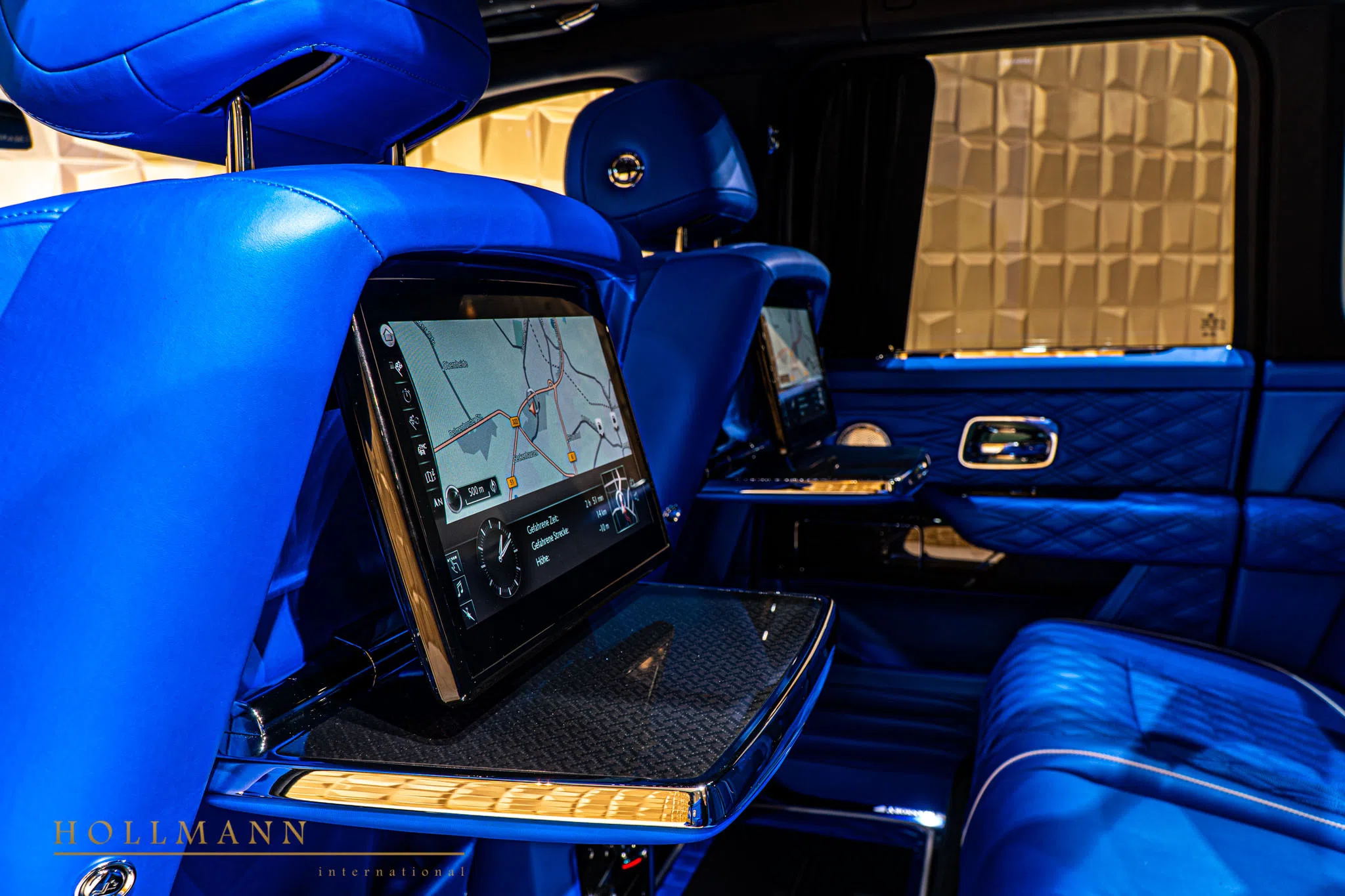2020 Mansory Cullinan Black Badge interior, seats, MANSORY Royal Blue