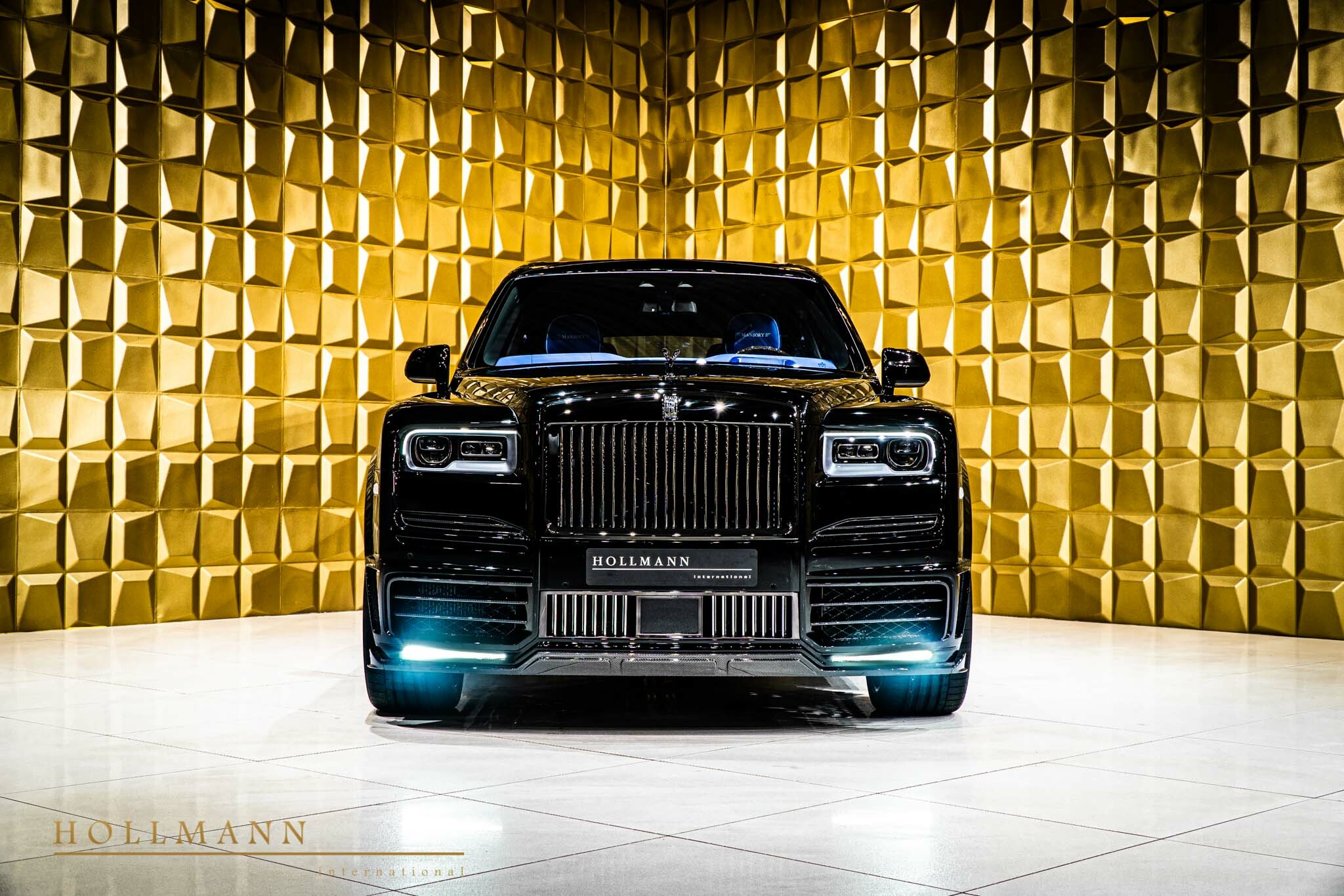 2020 Mansory Cullinan Black Badge, 20/20