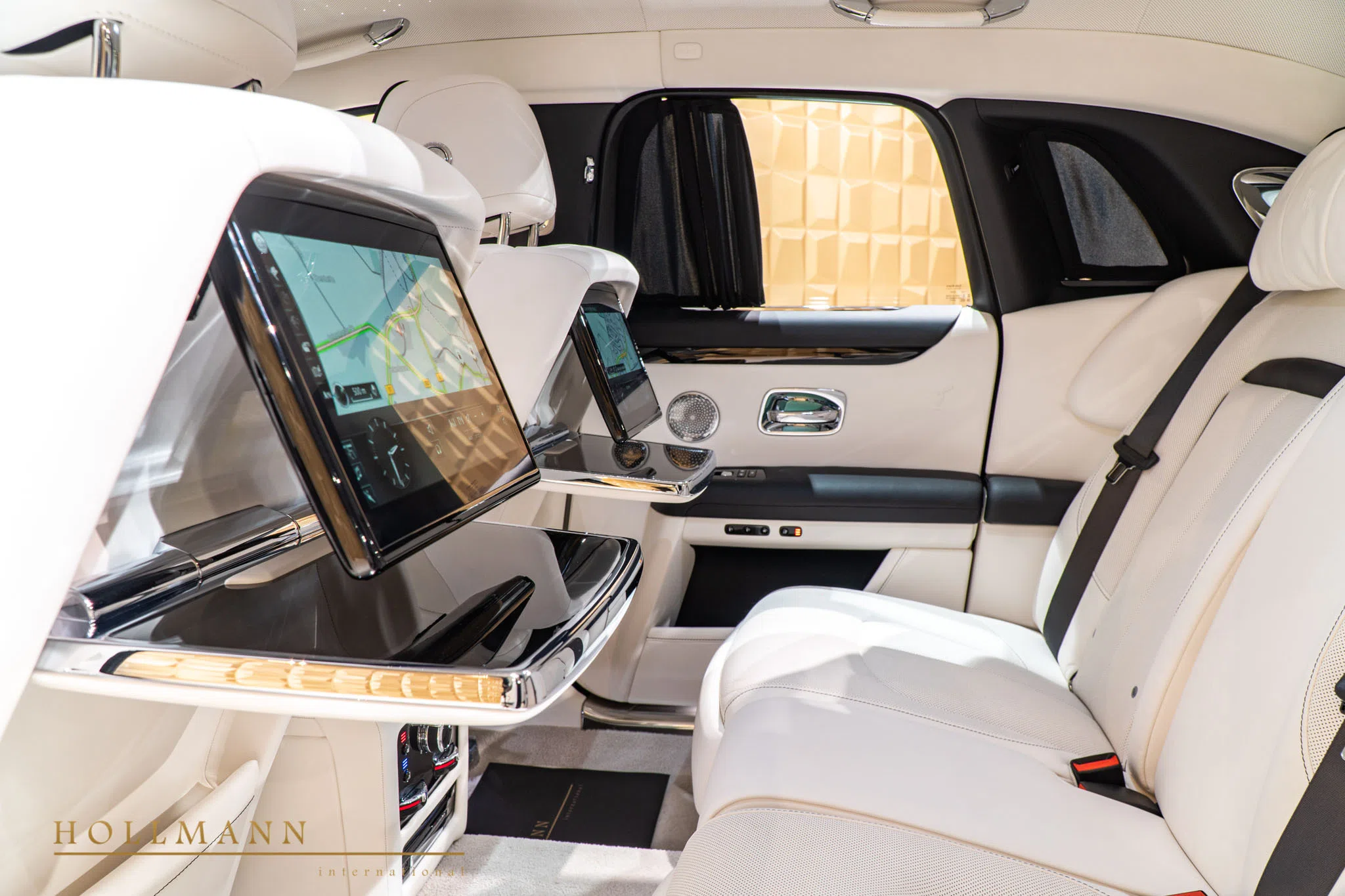 2021 Rolls-Royce Ghost MY2021 interior, Leather Grace White