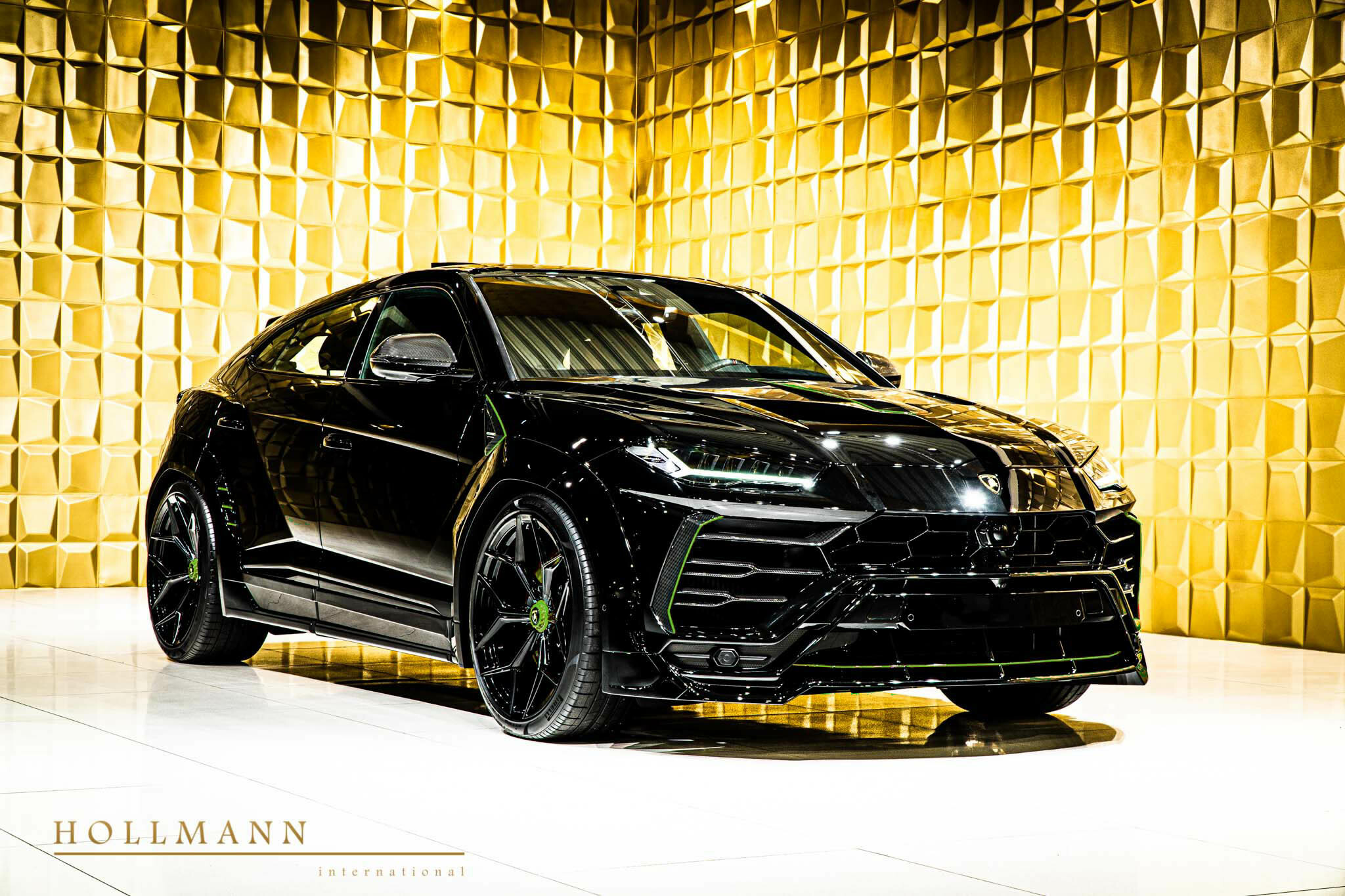 2020 Lamborghini Urus by NOVITEC