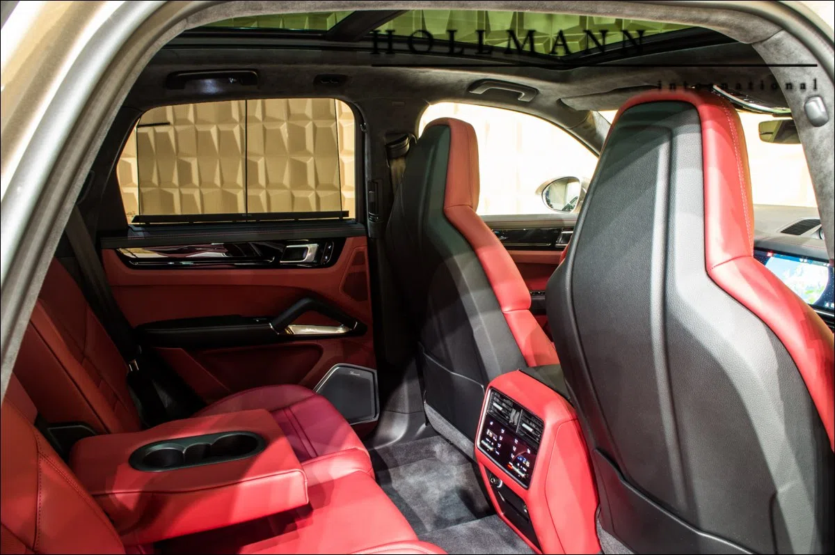 2018 Porsche Cayenne Turbo interior, seats, Lederausstattung in Bi-Color