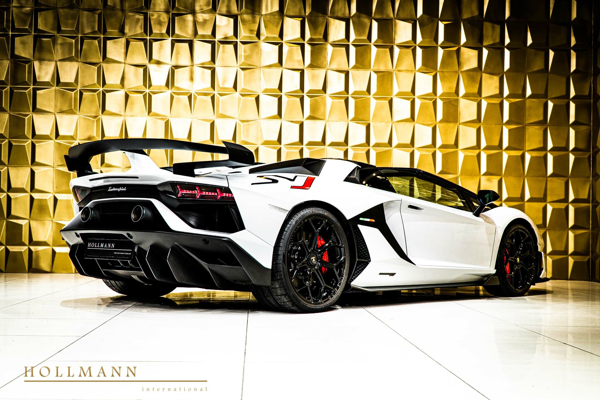 2022 Lamborghini Aventador SVJ Roadster, 7/18