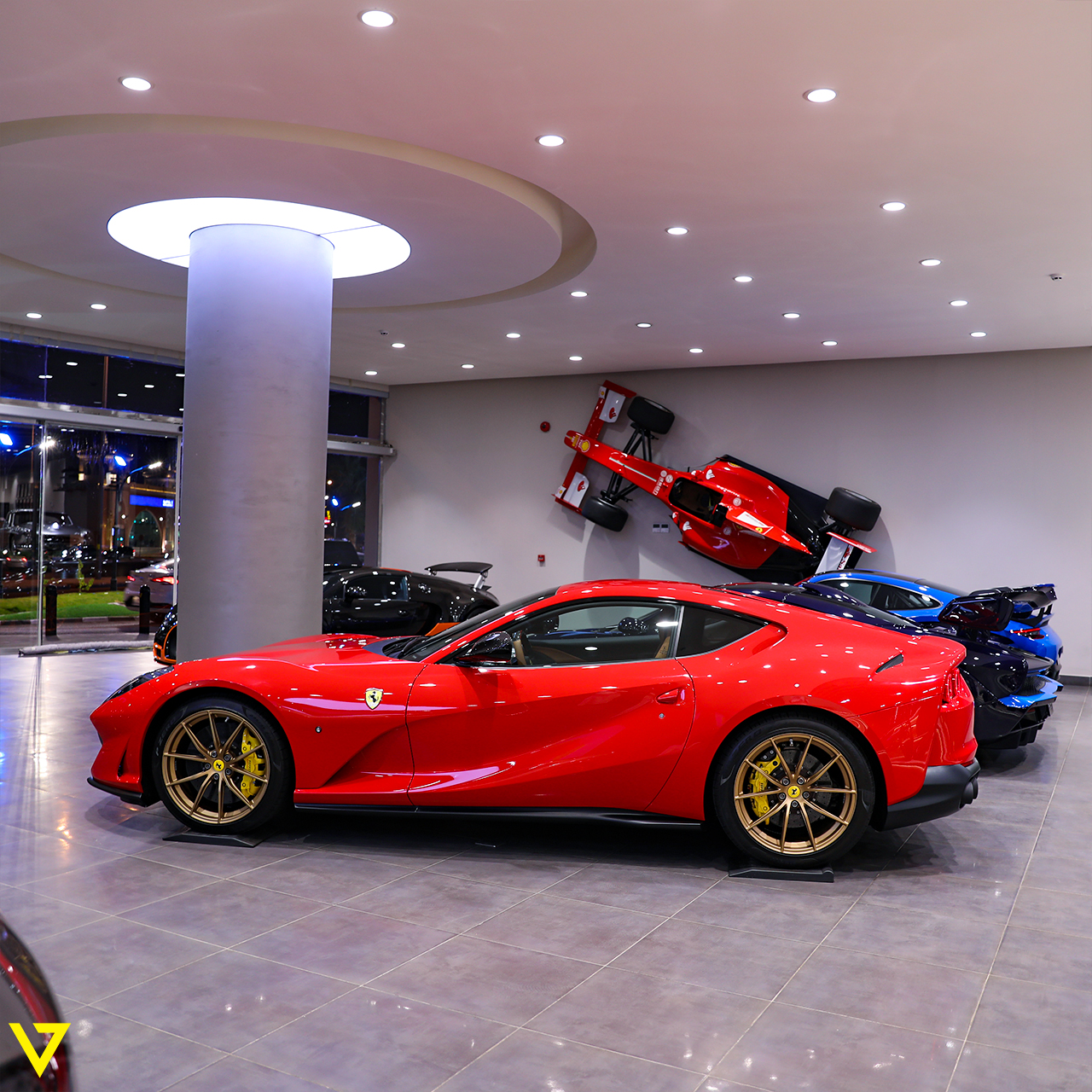 2020 Ferrari 812 Superfast, 2/14