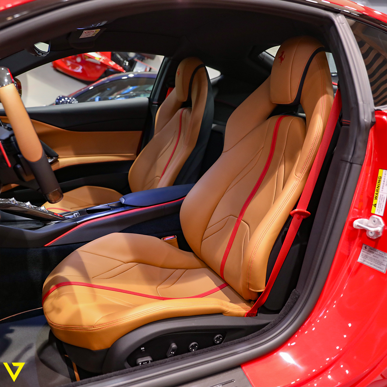 2020 Ferrari 812 Superfast, 9/14