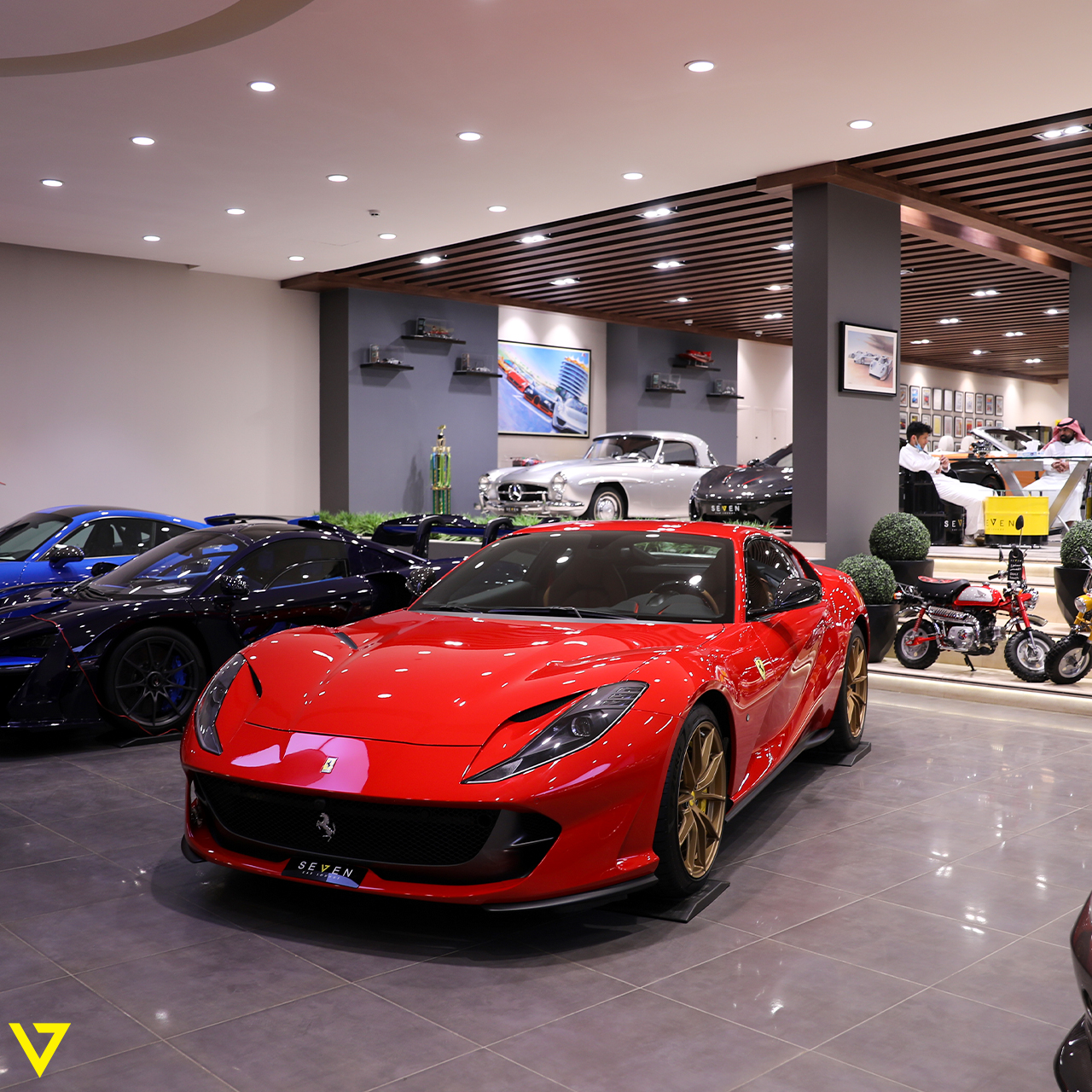 2020 Ferrari 812 Superfast, 10/14