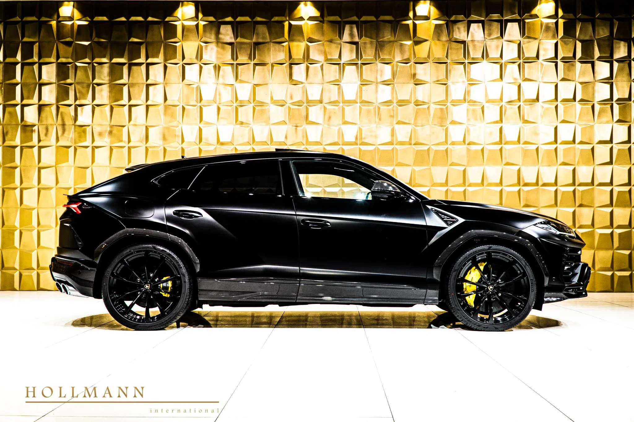 2020 Lamborghini Urus for sale, exterior