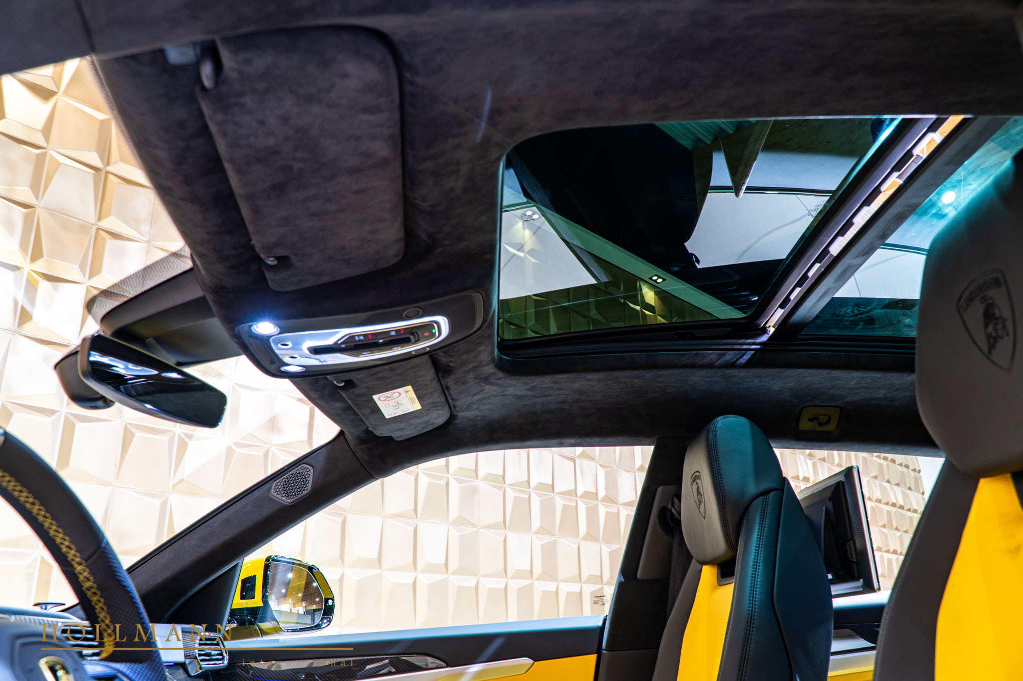 2021 Lamborghini Urus, 17/20