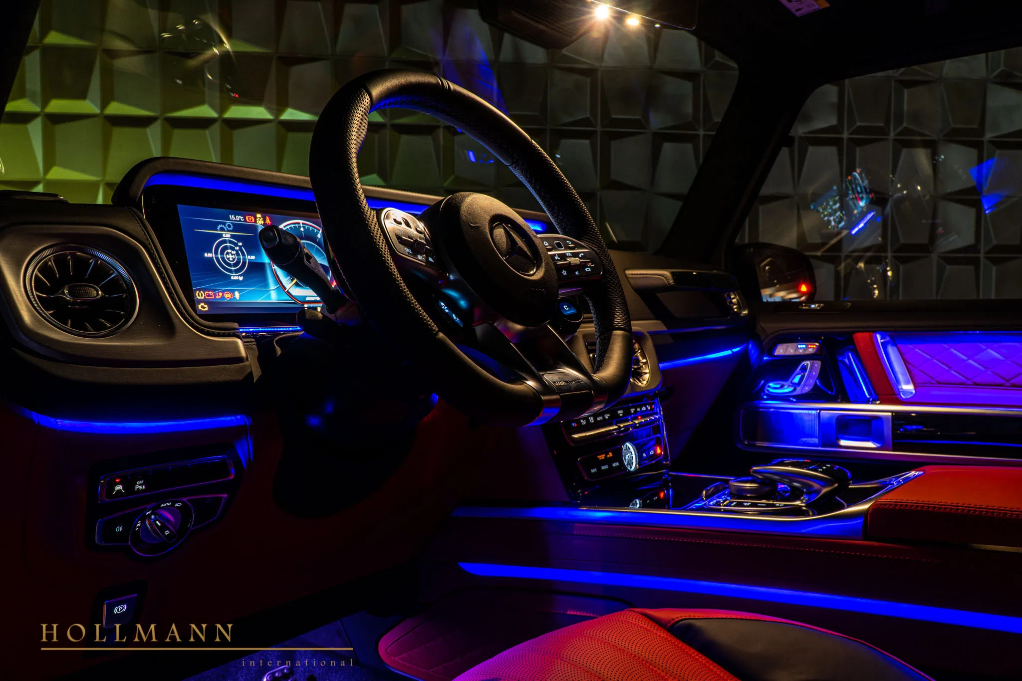 2020 Mercedes-Benz G 63 AMG interior, dashboard, Red Leather