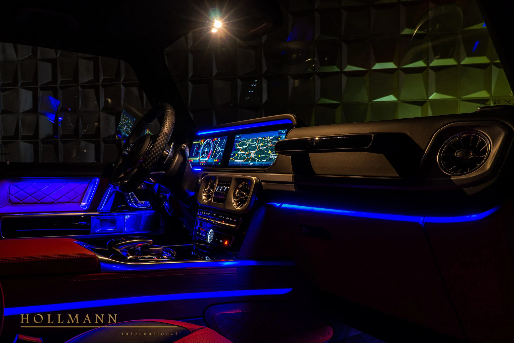 2020 Mercedes-Benz G 63 AMG interior, dashboard, Red Leather